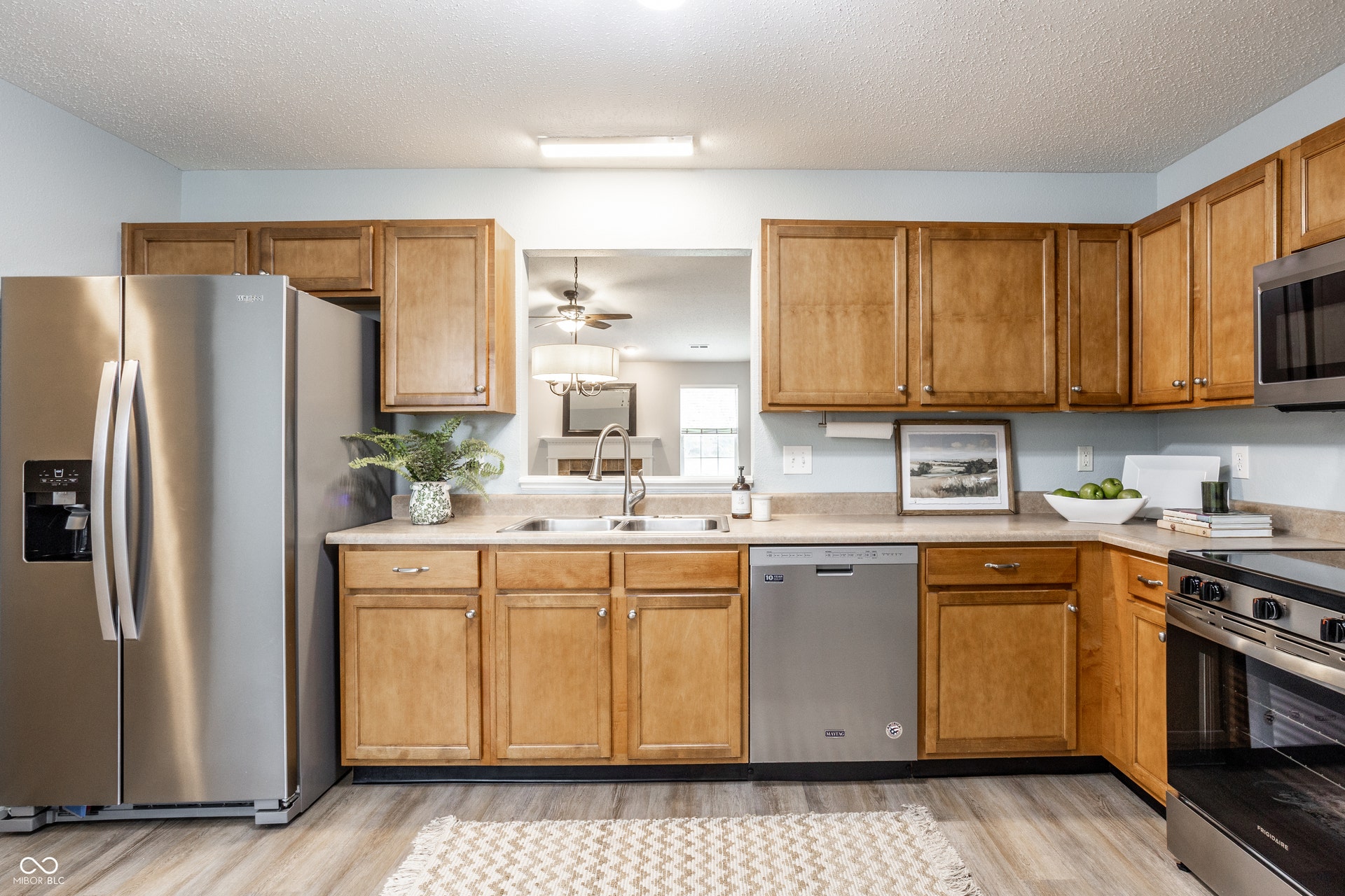 6115 Green Glade Drive, Whitestown, IN 46075