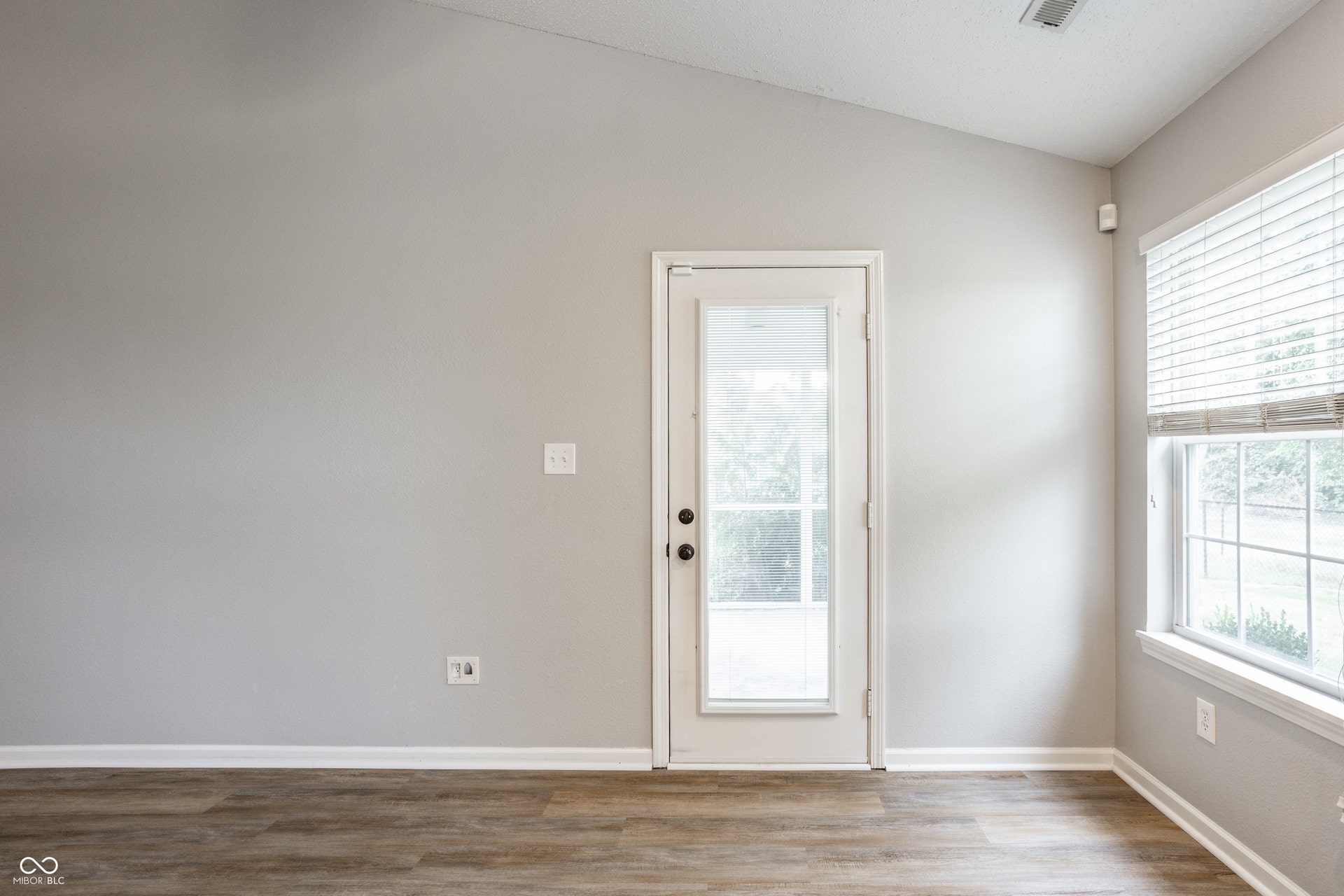 6115 Green Glade Drive, Whitestown, IN 46075