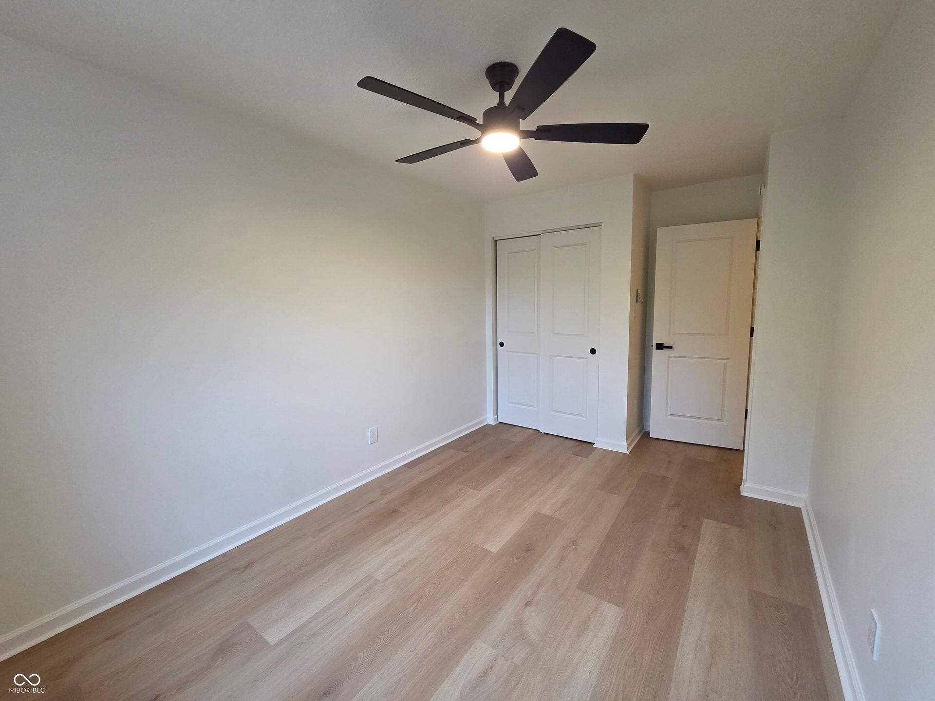 4926 Pembridge Drive, Indianapolis, IN 46254