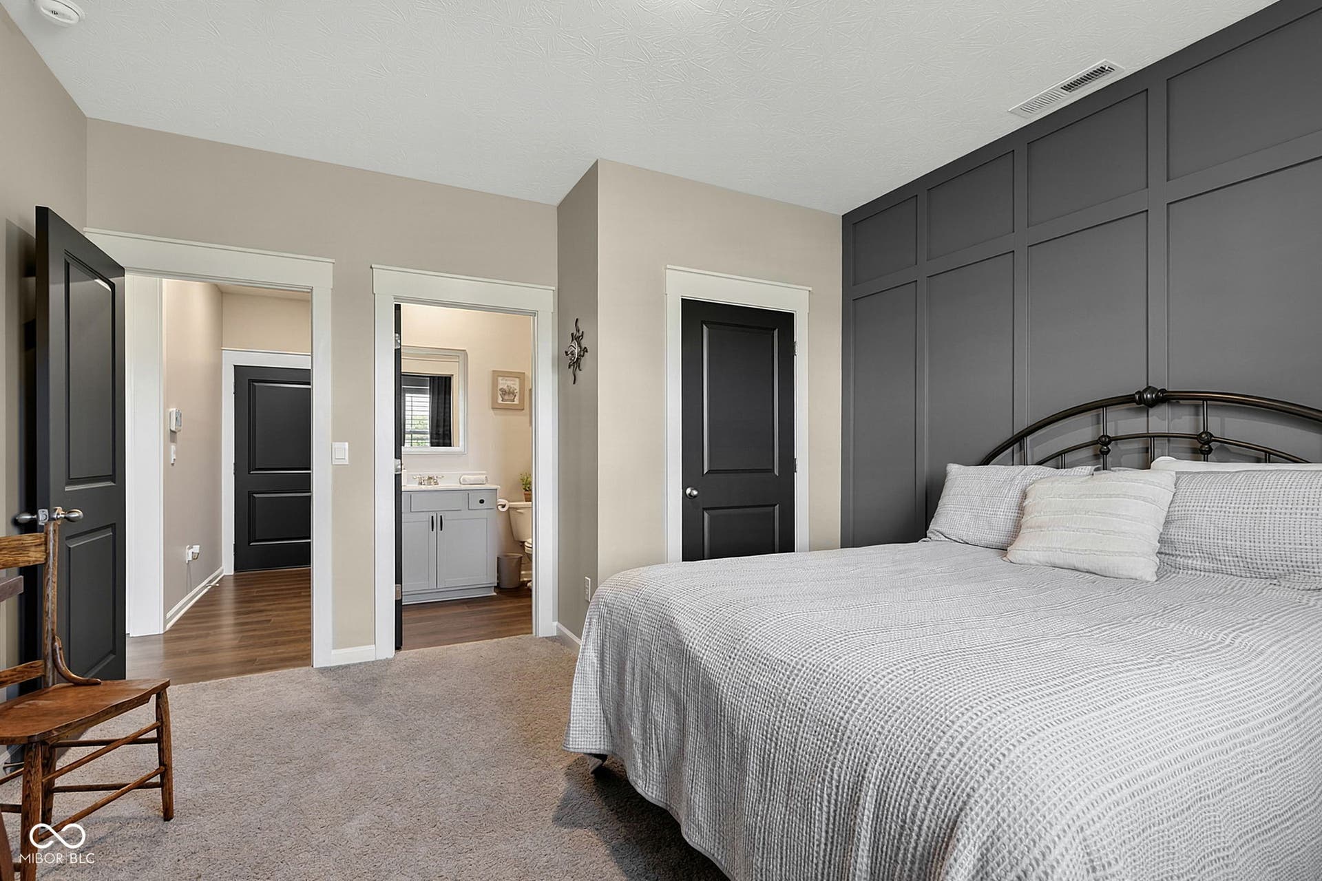 Feature wall with wainscoting detail