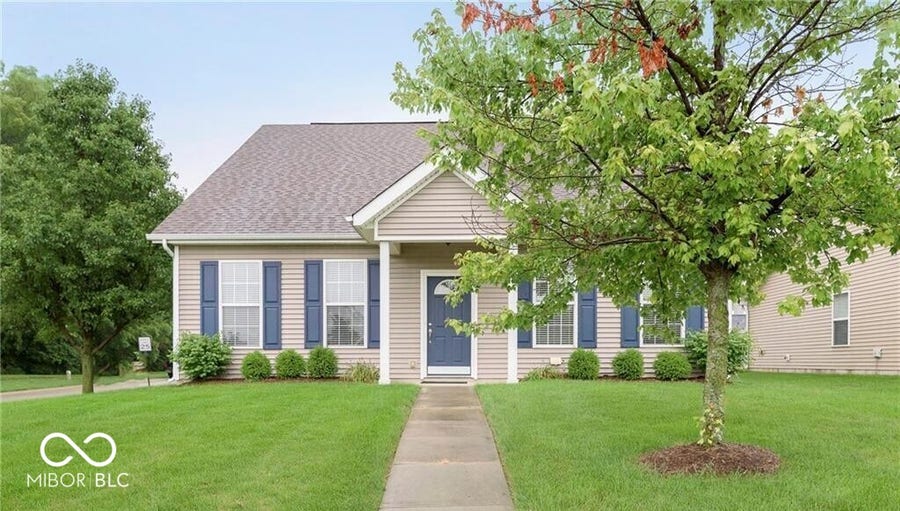 Property photo for 17079 Kingsbridge Boulevard, Westfield, IN