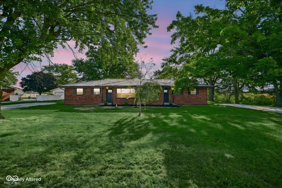 Property photo for 1601-1603 N Maish Road, Frankfort, IN