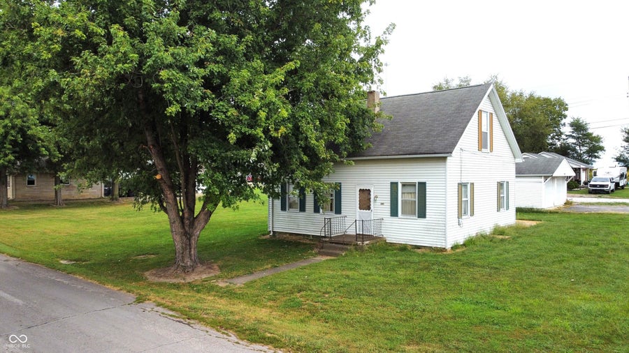 Property photo for 285 S East Street, Hartsville, IN