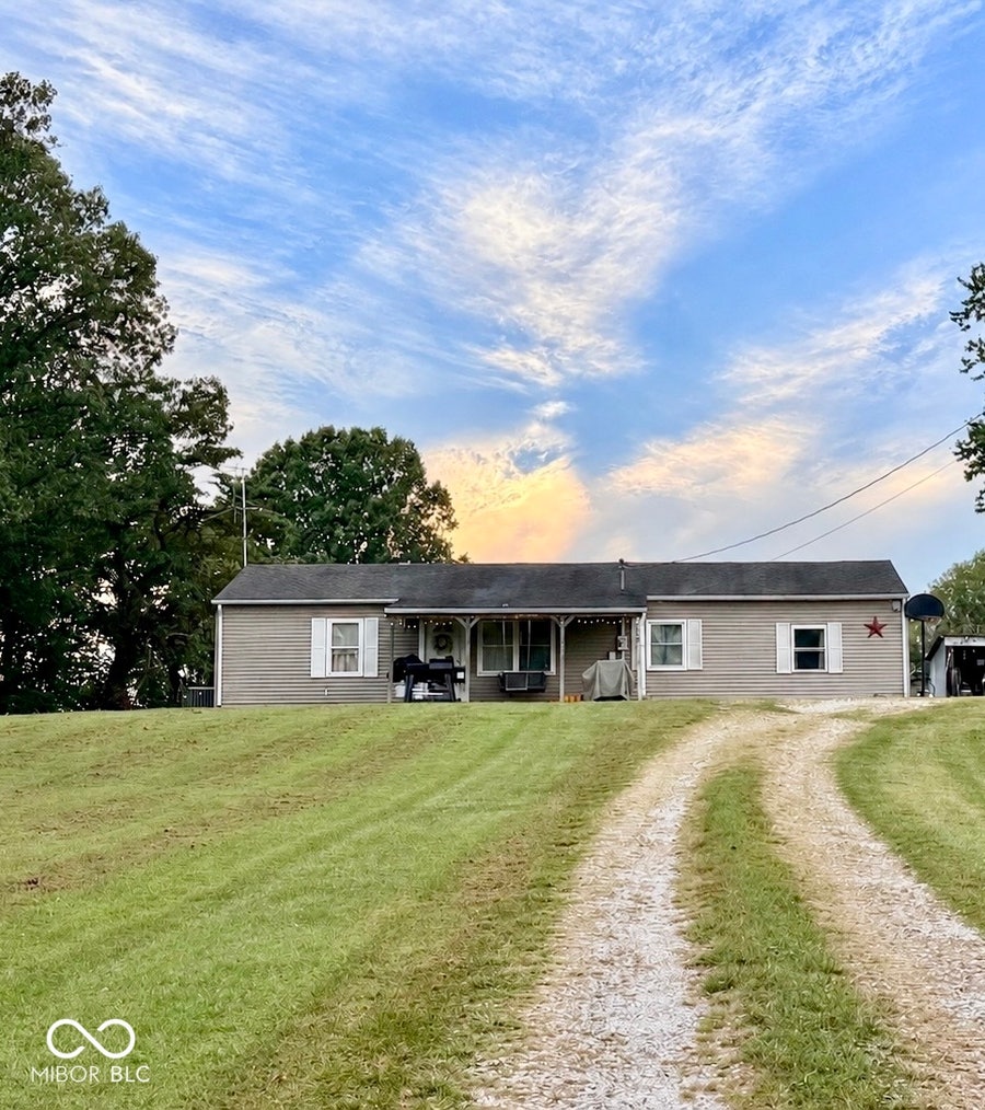 Property photo for 758 N Leitzman Road, Paragon, IN