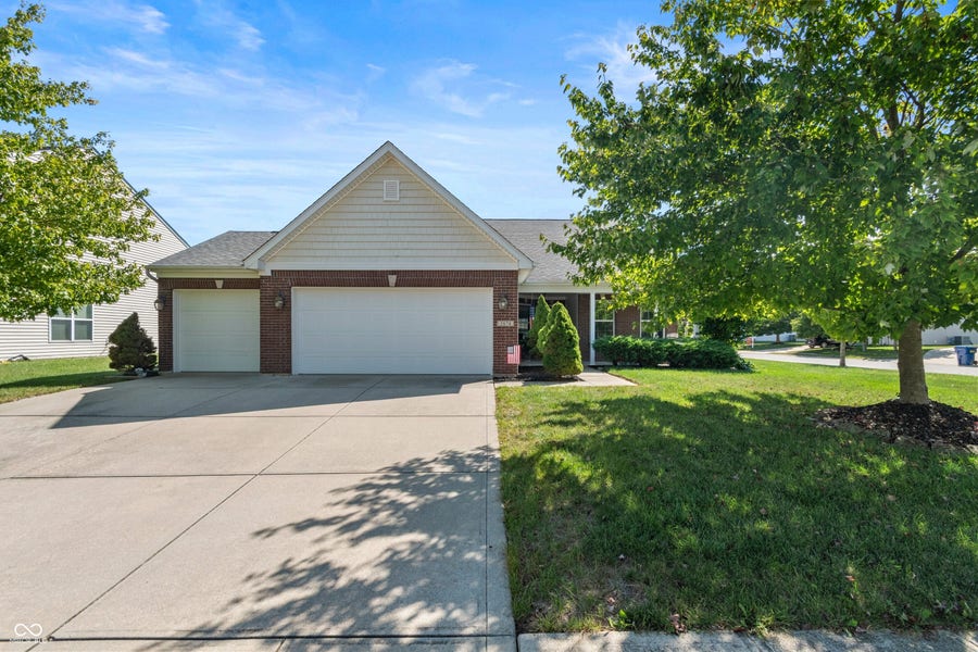 Property photo for 5674 Crump Lane, Indianapolis, IN
