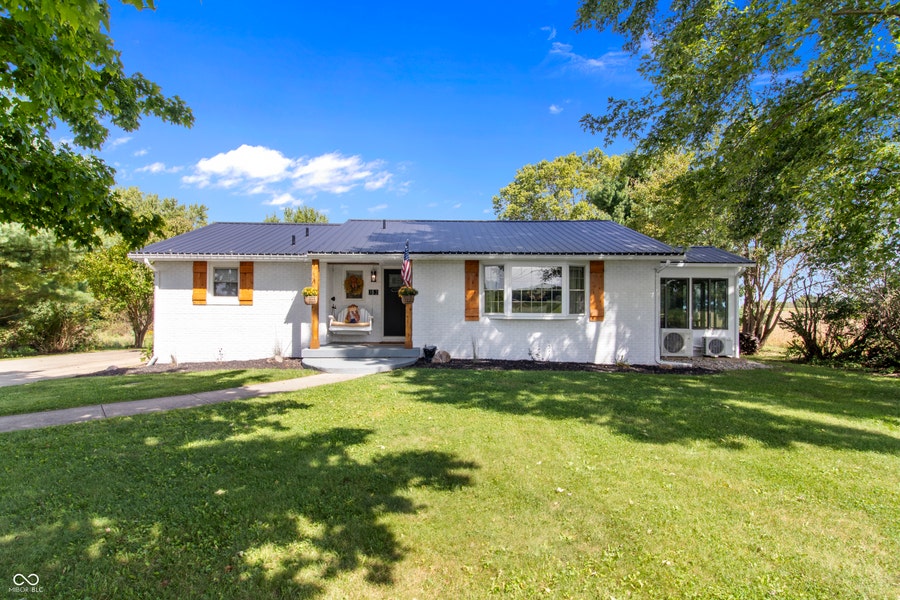 Property photo for 352 E 650 N, Alexandria, IN