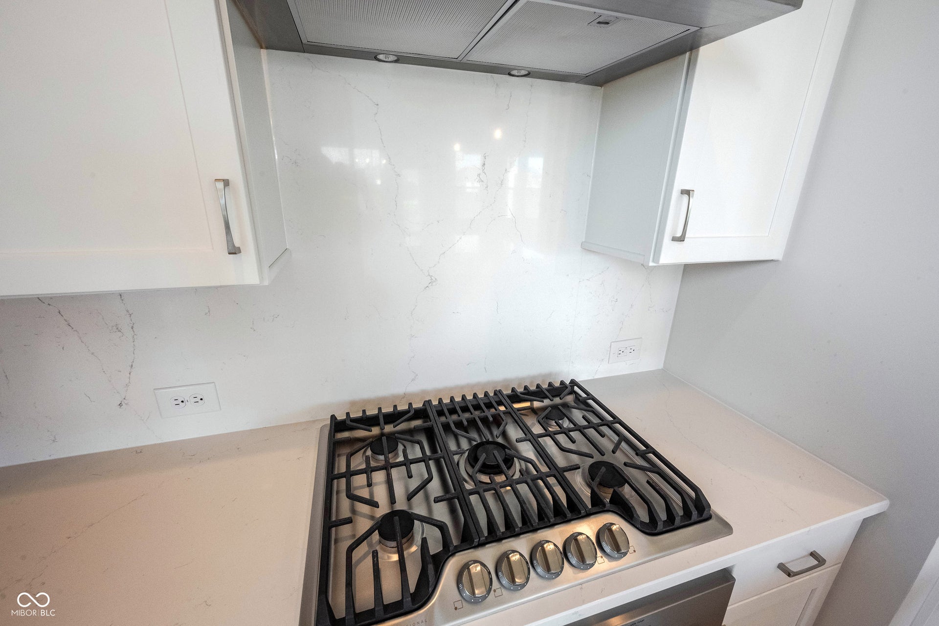 The appliances have barely been used.  Gas range