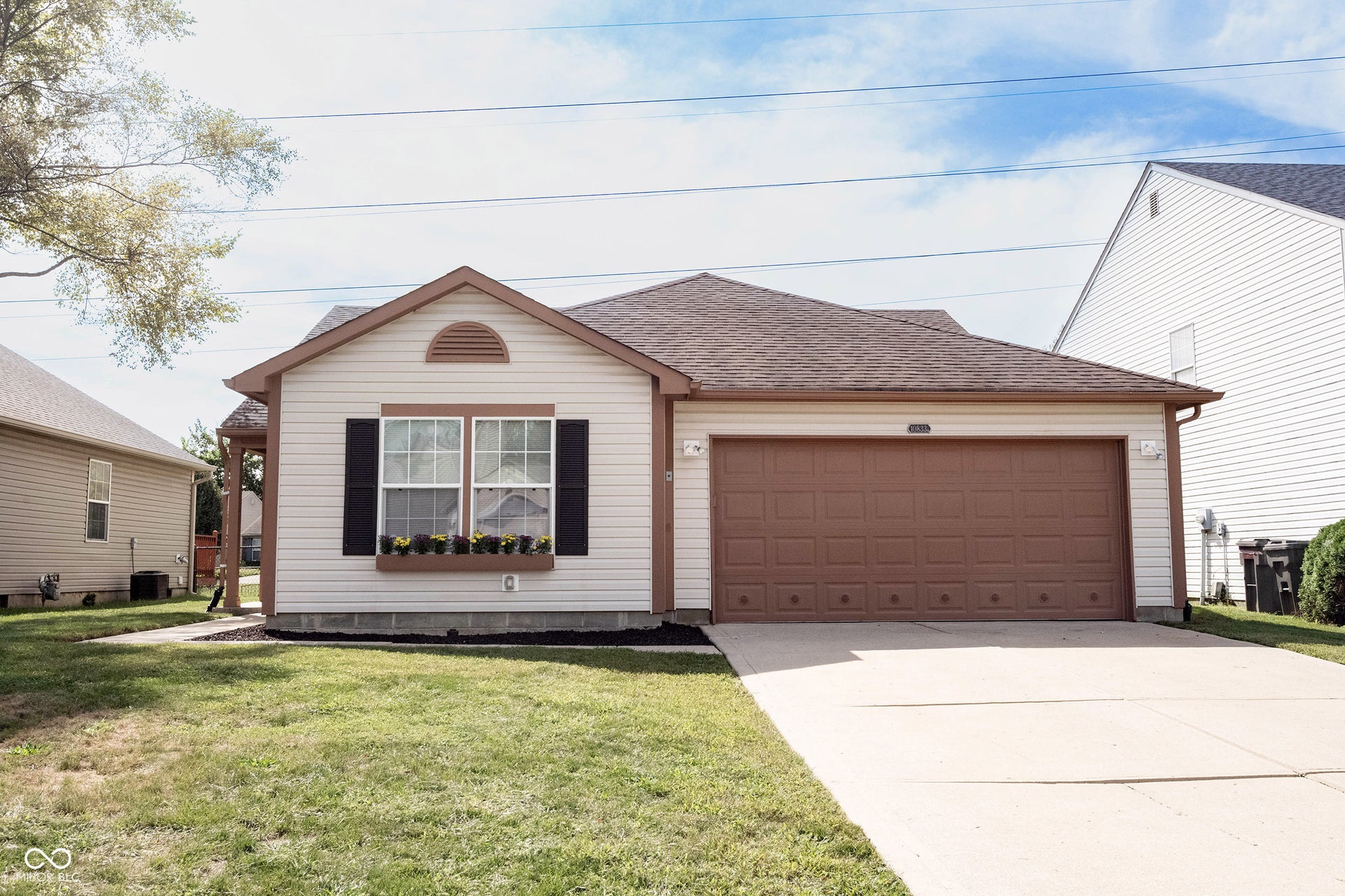 Welcome Home to 10833 Tealpoint Dr!