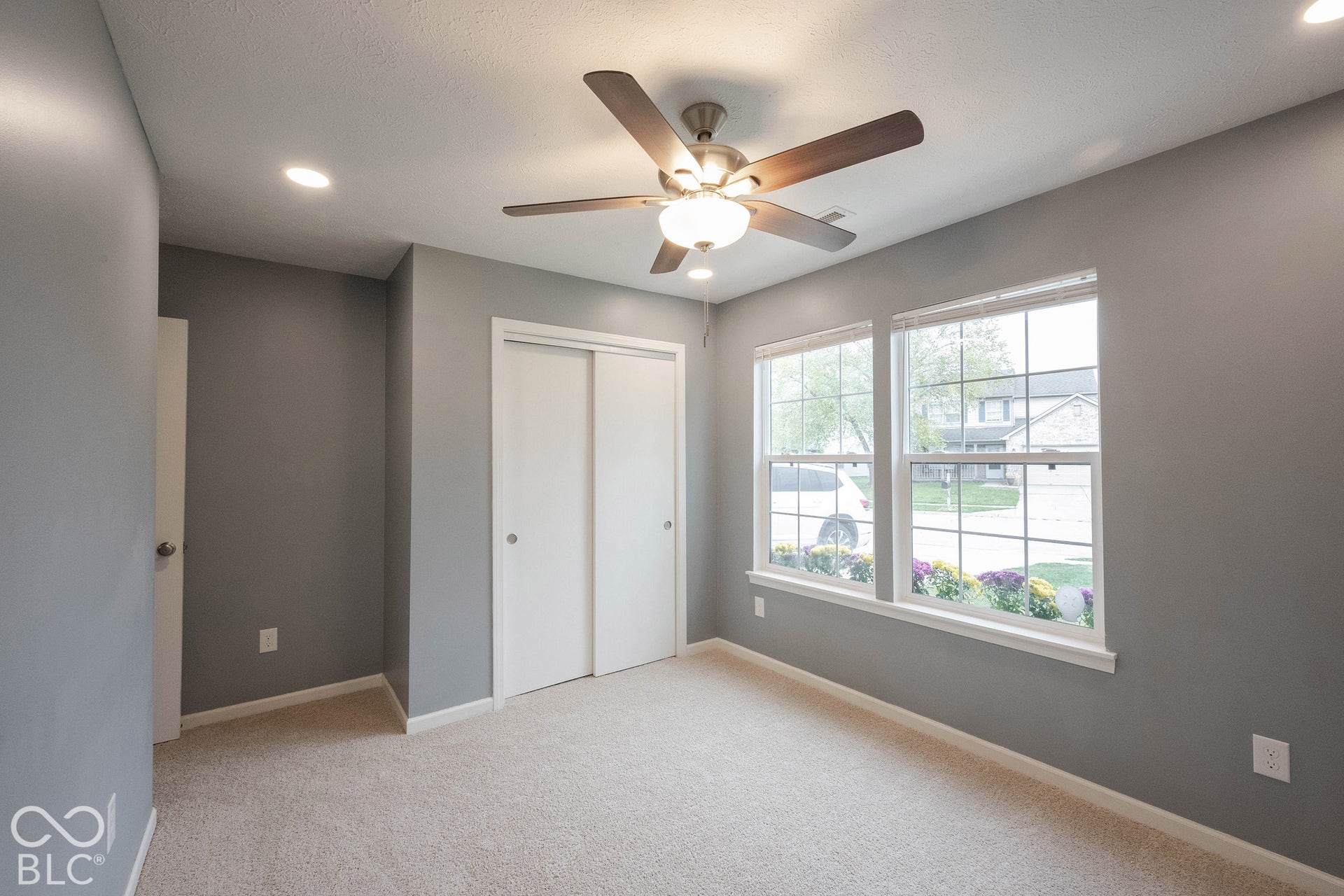 More storage space in this room!