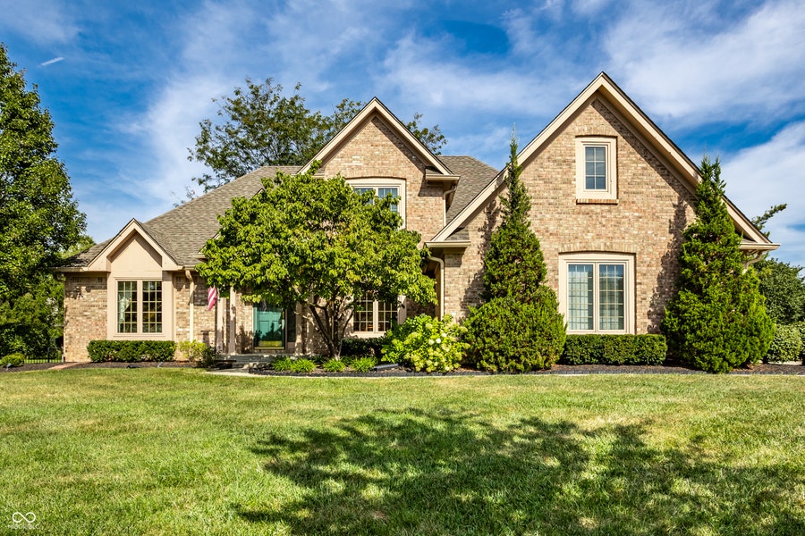 Property photo for 10415 Woods Edge Drive, Fishers, IN