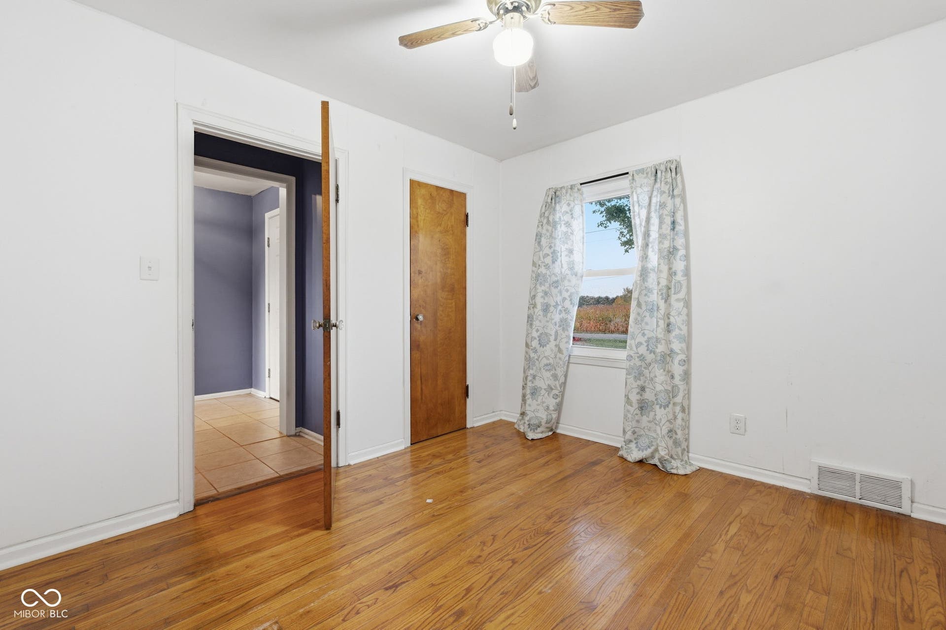1211 N 450 W, Bargersville, IN 46106