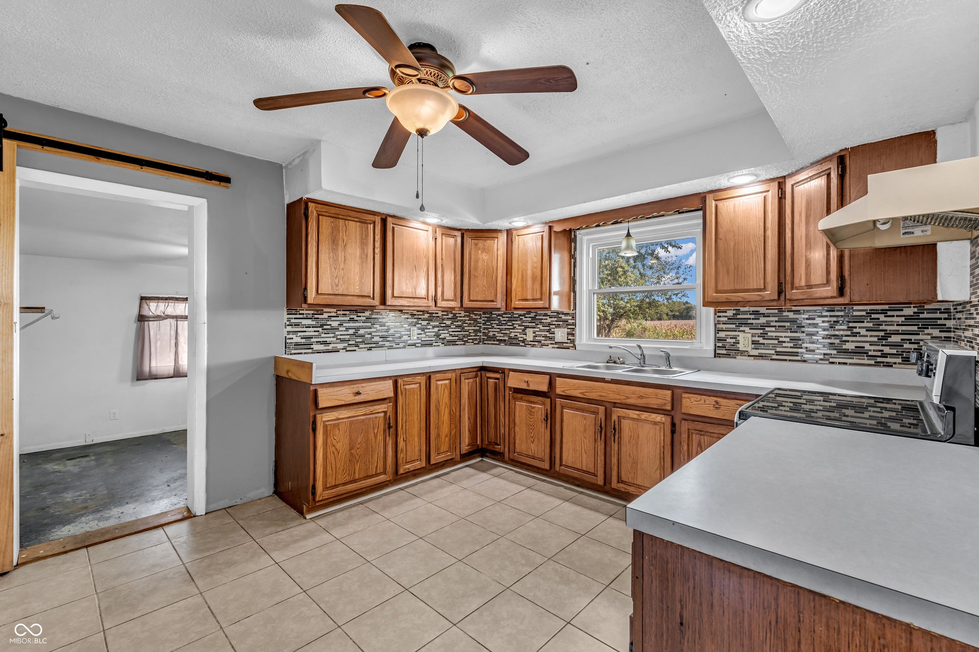 1211 N 450 W, Bargersville, IN 46106