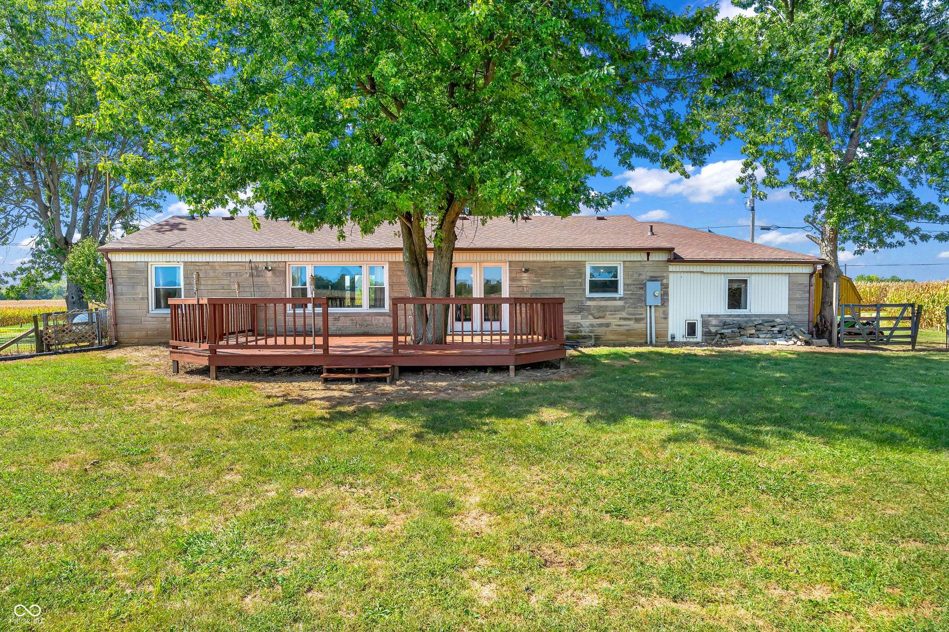 1211 N 450 W, Bargersville, IN 46106
