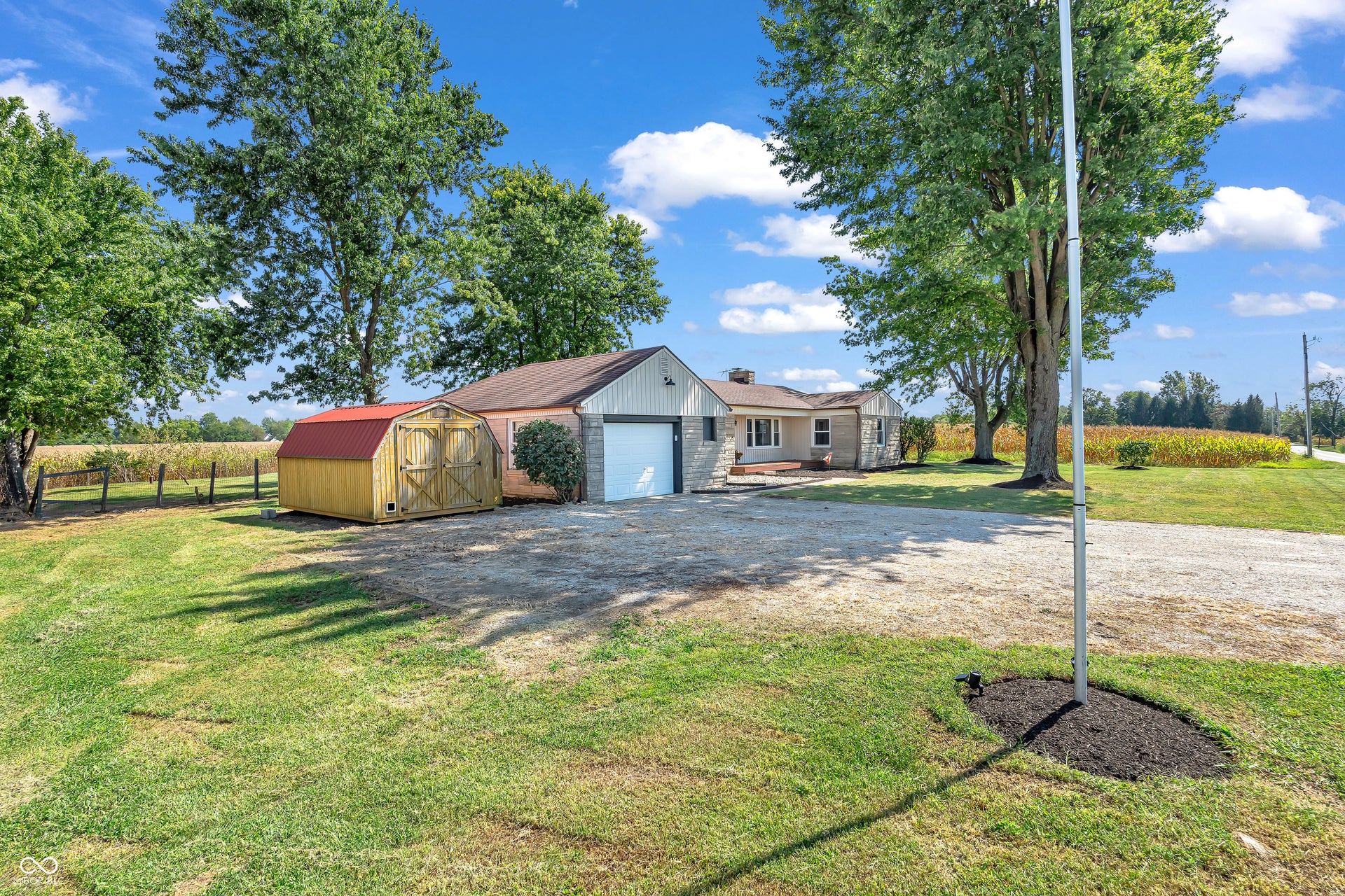 1211 N 450 W, Bargersville, IN 46106