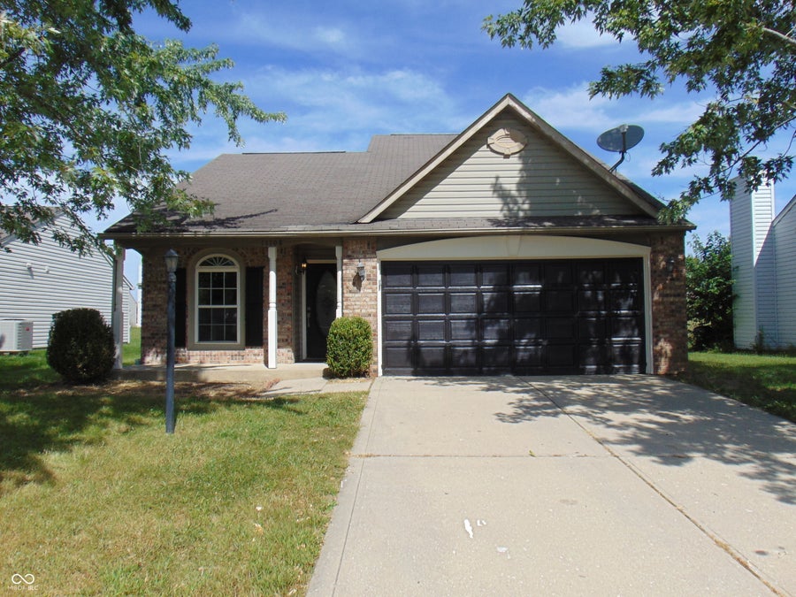Property photo for 11108 Fall Drive, Indianapolis, IN