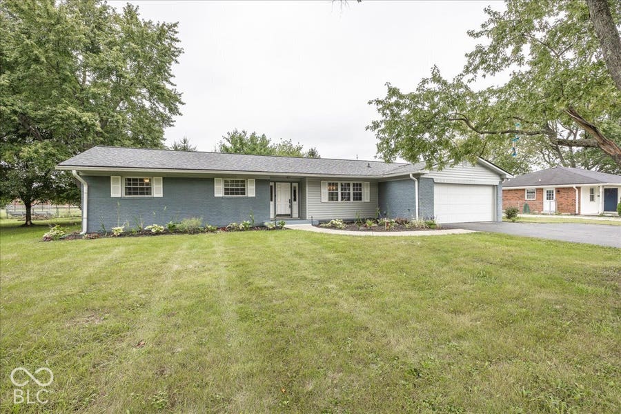Property photo for 5625 S 950 E, Zionsville, IN