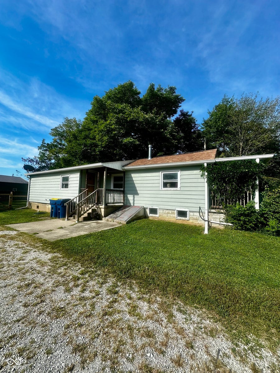 Property photo for 1042 Avenue E, Greencastle, IN