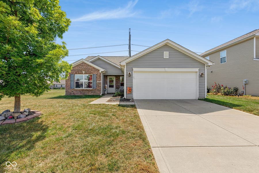 Property photo for 5785 White Pine Road, Whitestown, IN