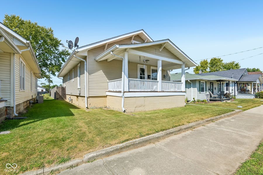 Property photo for 1135 Meridian Street, Shelbyville, IN