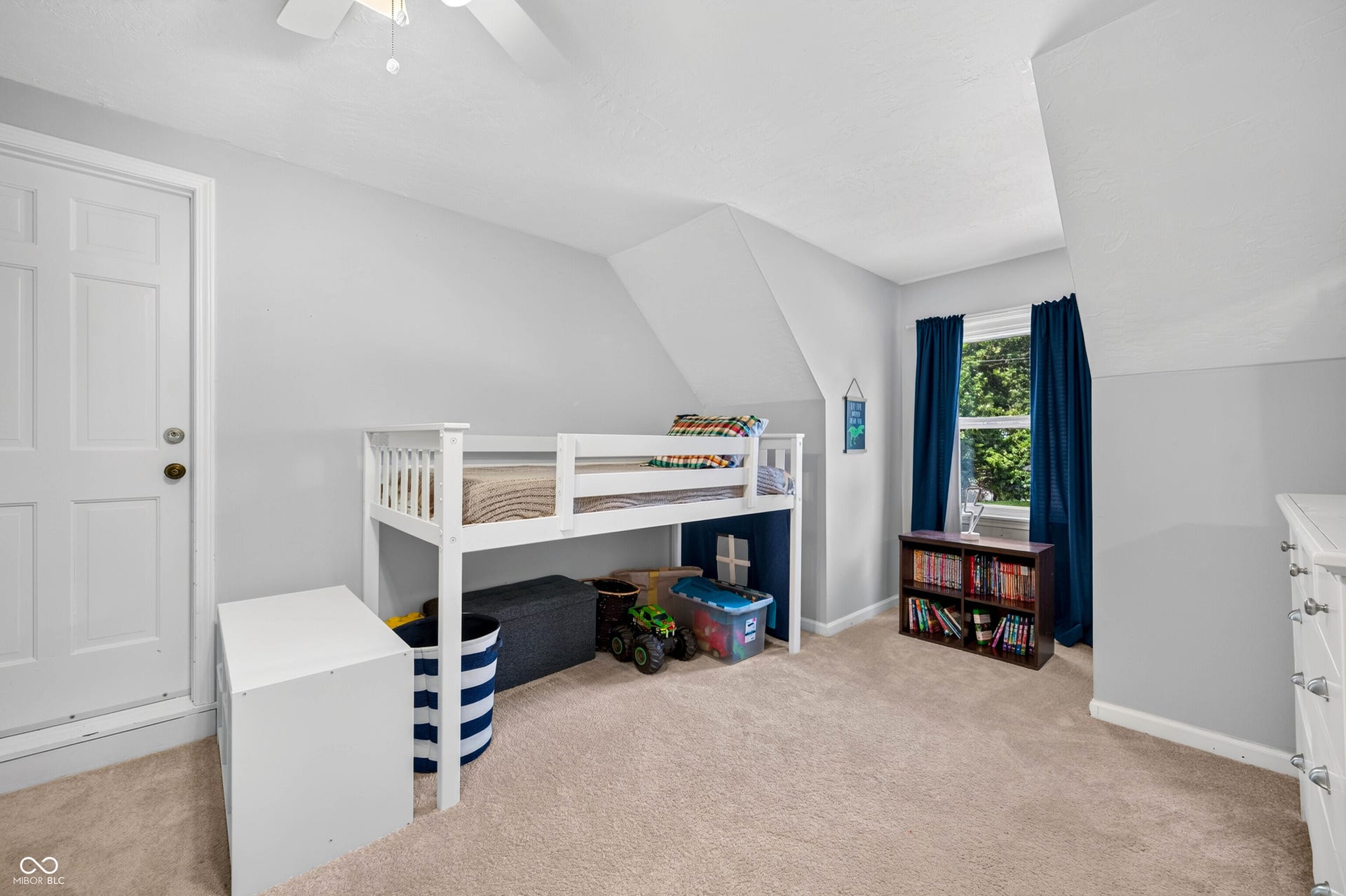 2019 N Lakeview Drive, Seymour, IN 47274 2019 N Lakeview Drive, Seymour, IN 47274