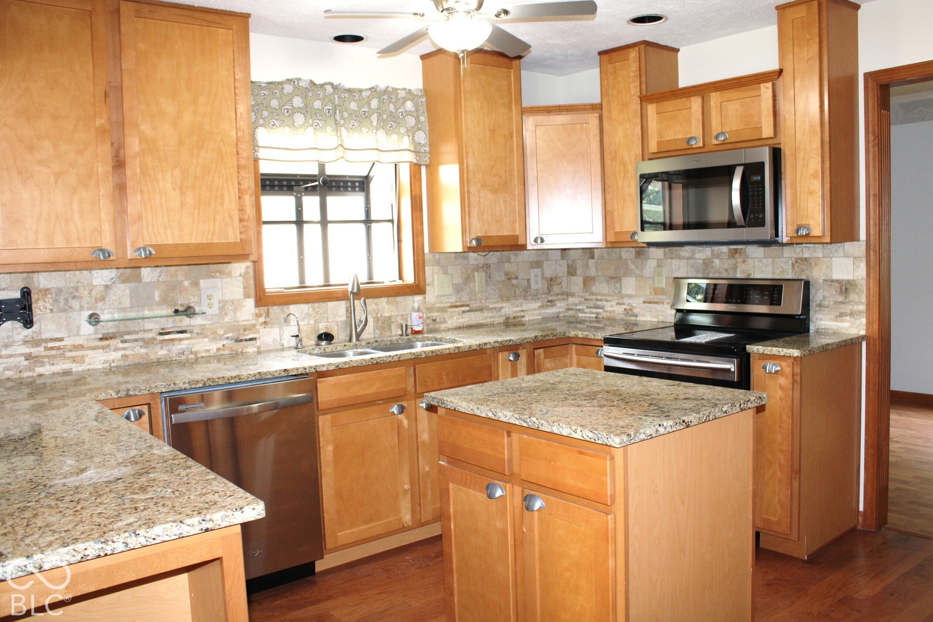 Kitchen with Center Island