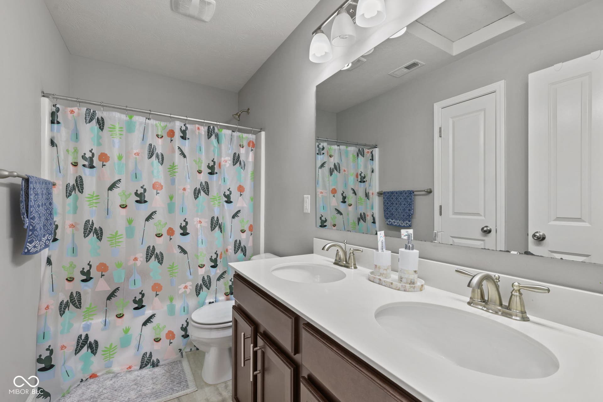 6018 Aspen Meadow Drive, Indianapolis, IN 46237
