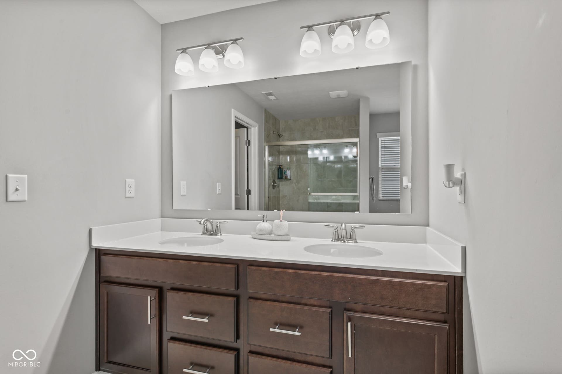 6018 Aspen Meadow Drive, Indianapolis, IN 46237