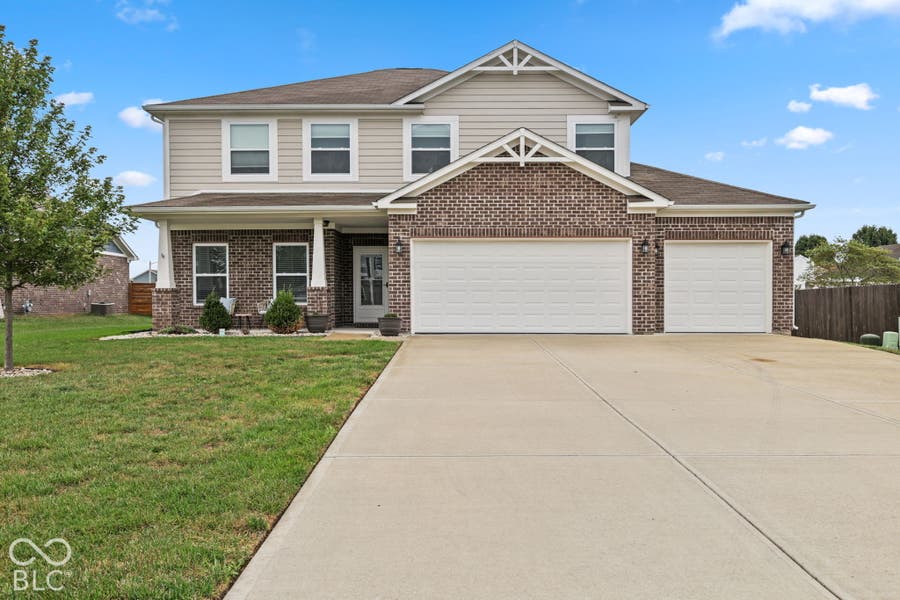Property photo for 621 Appaloosa Drive, Bargersville, IN