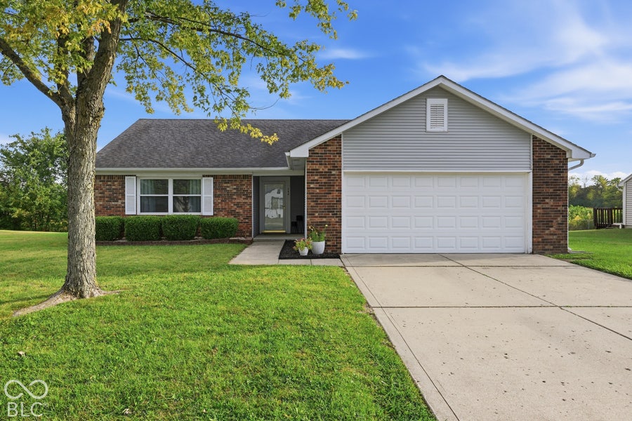 Property photo for 208 Fountain Lake Drive S, Shelbyville, IN