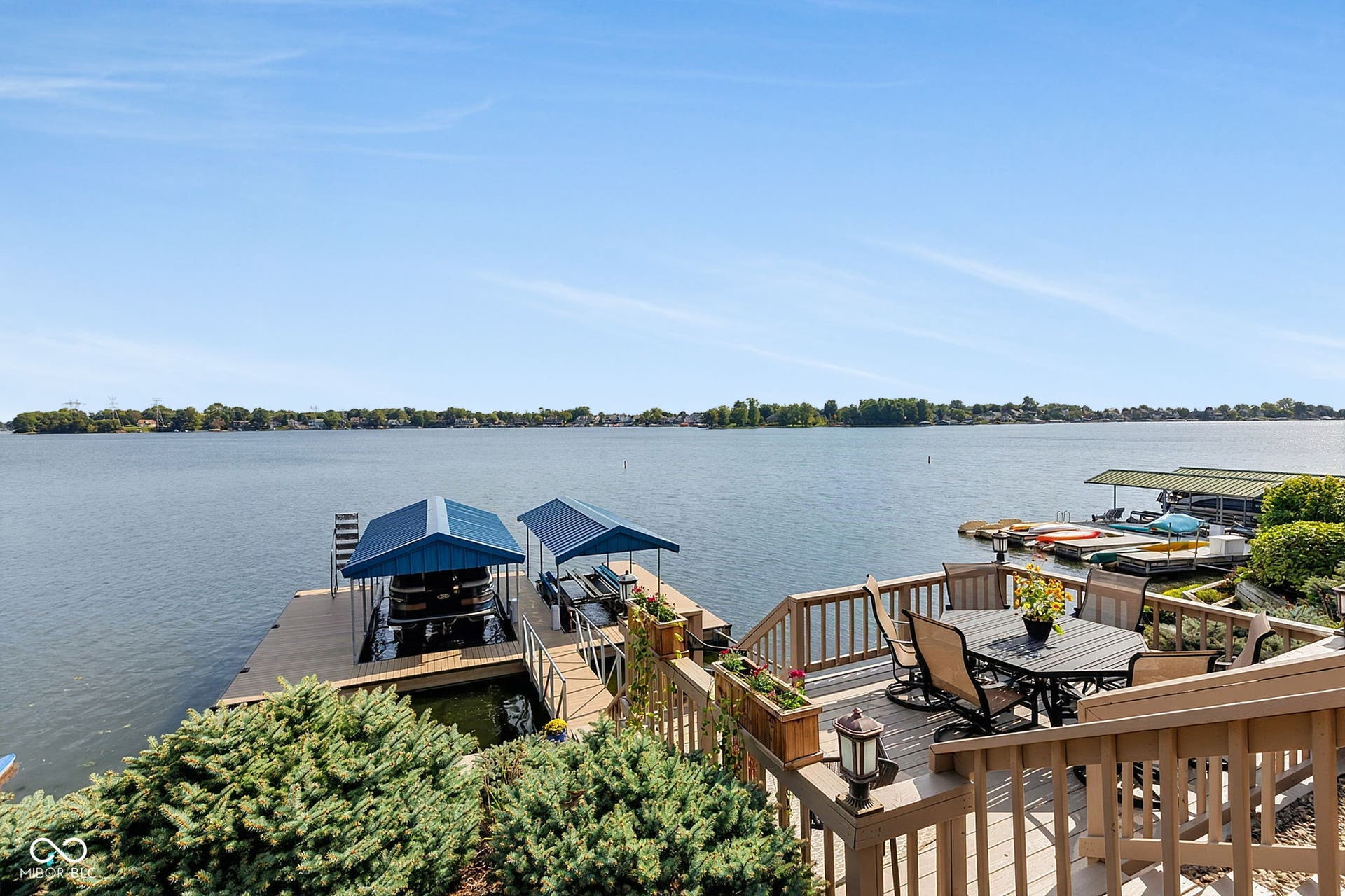 Entertain and enjoy all of the lake's beauty and amenities.