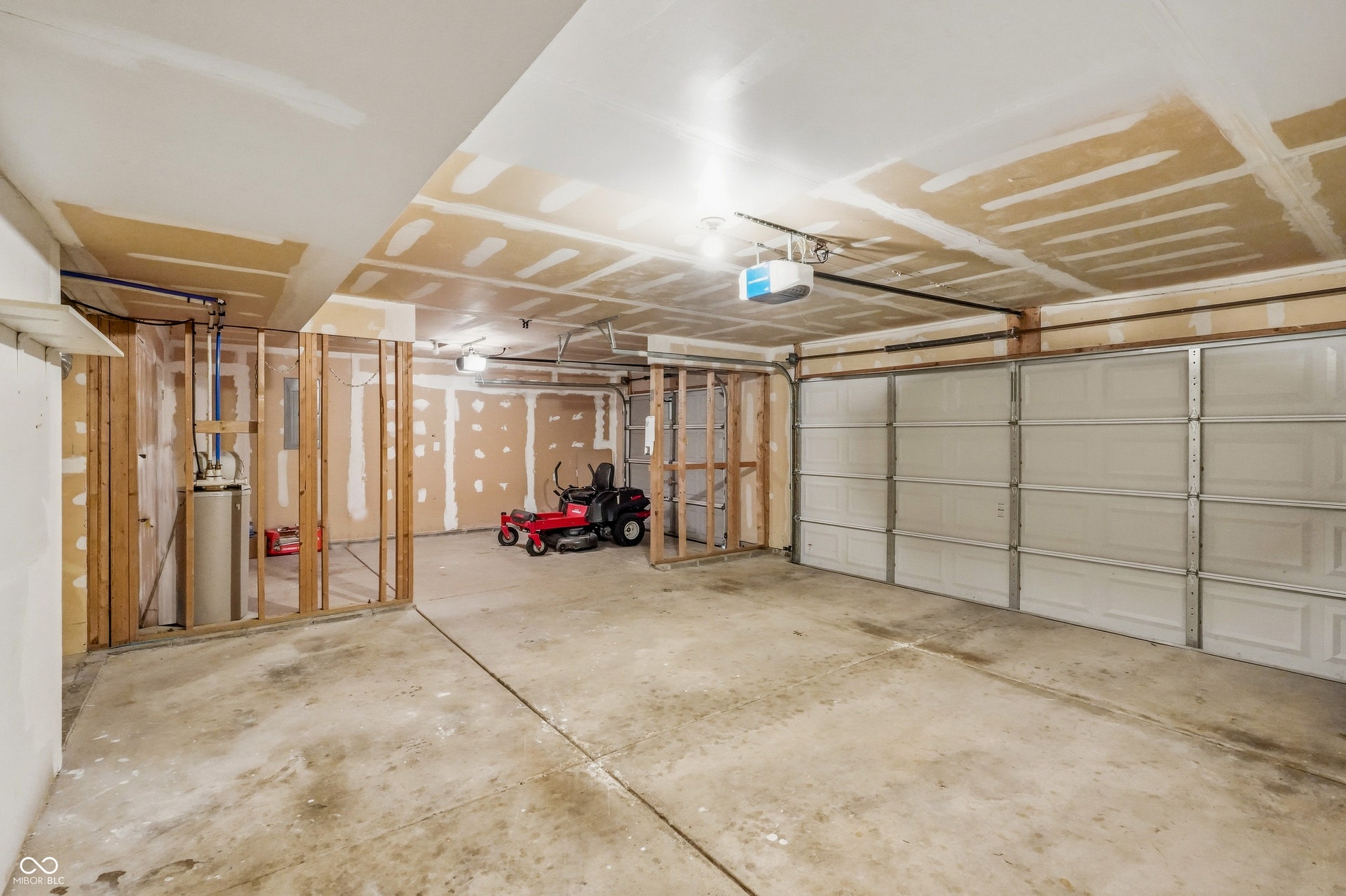 8017 Branch Creek Drive, Indianapolis, IN 46268
