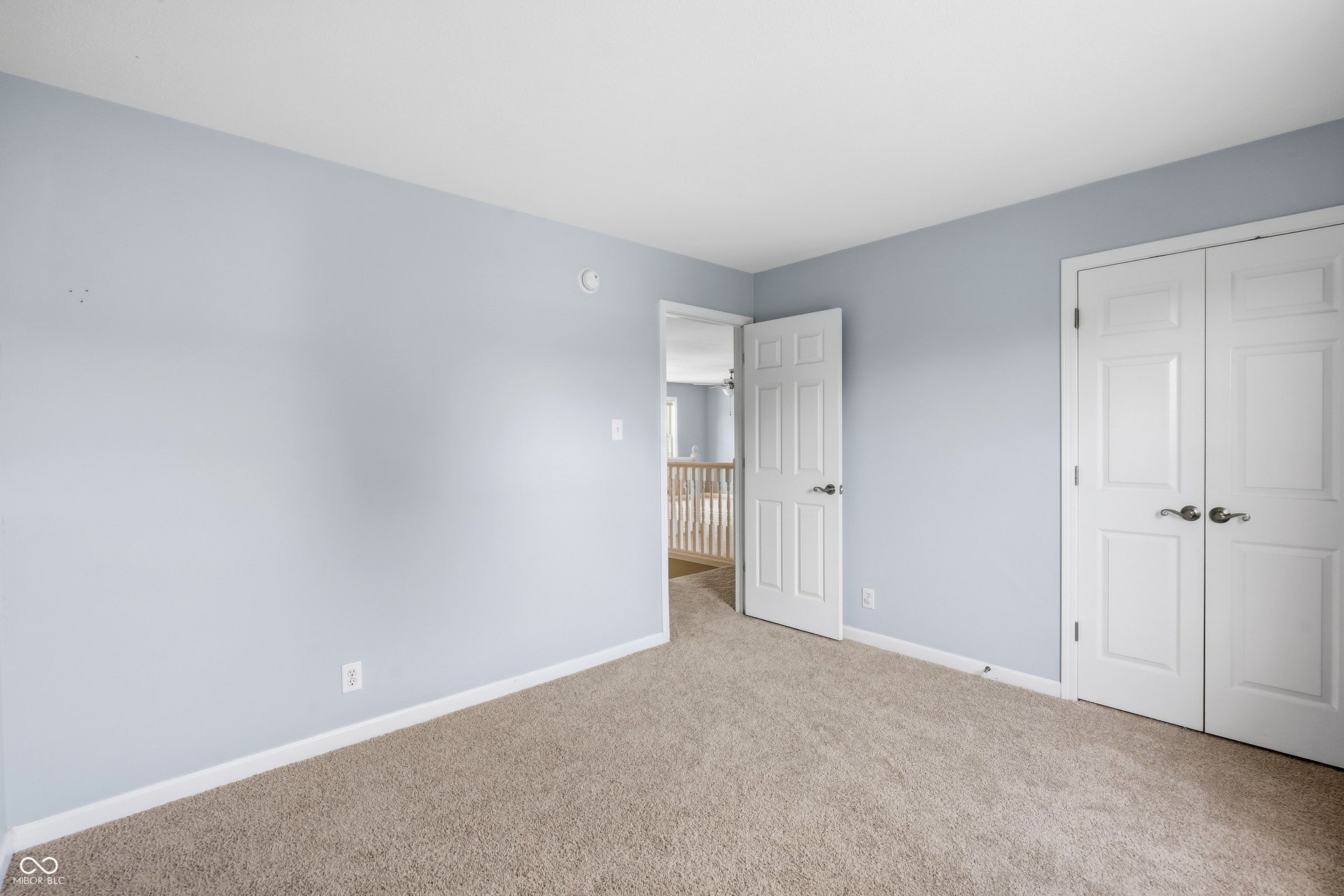 8017 Branch Creek Drive, Indianapolis, IN 46268