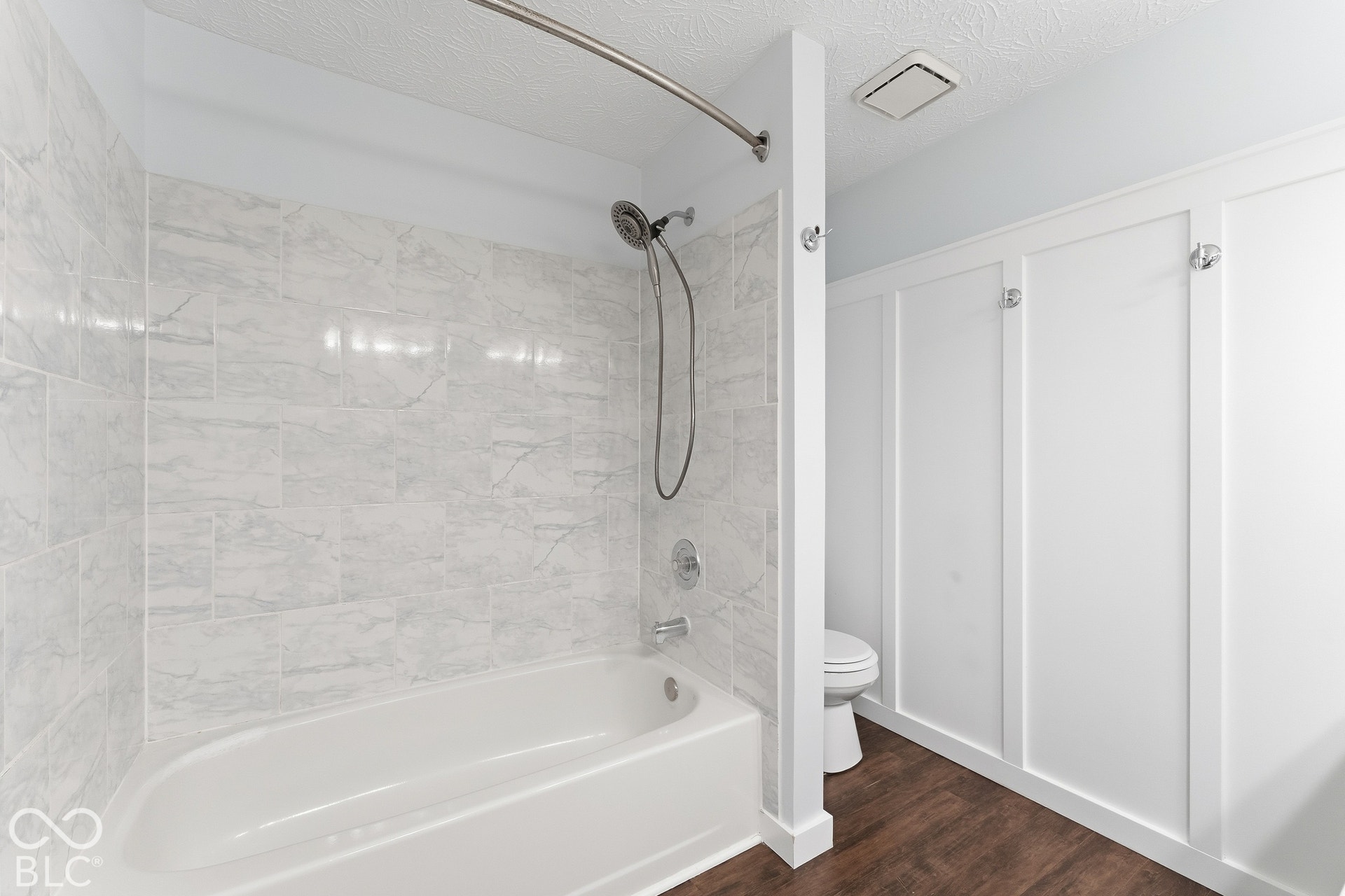 8219 Castle Ridge, Indianapolis, IN 46256