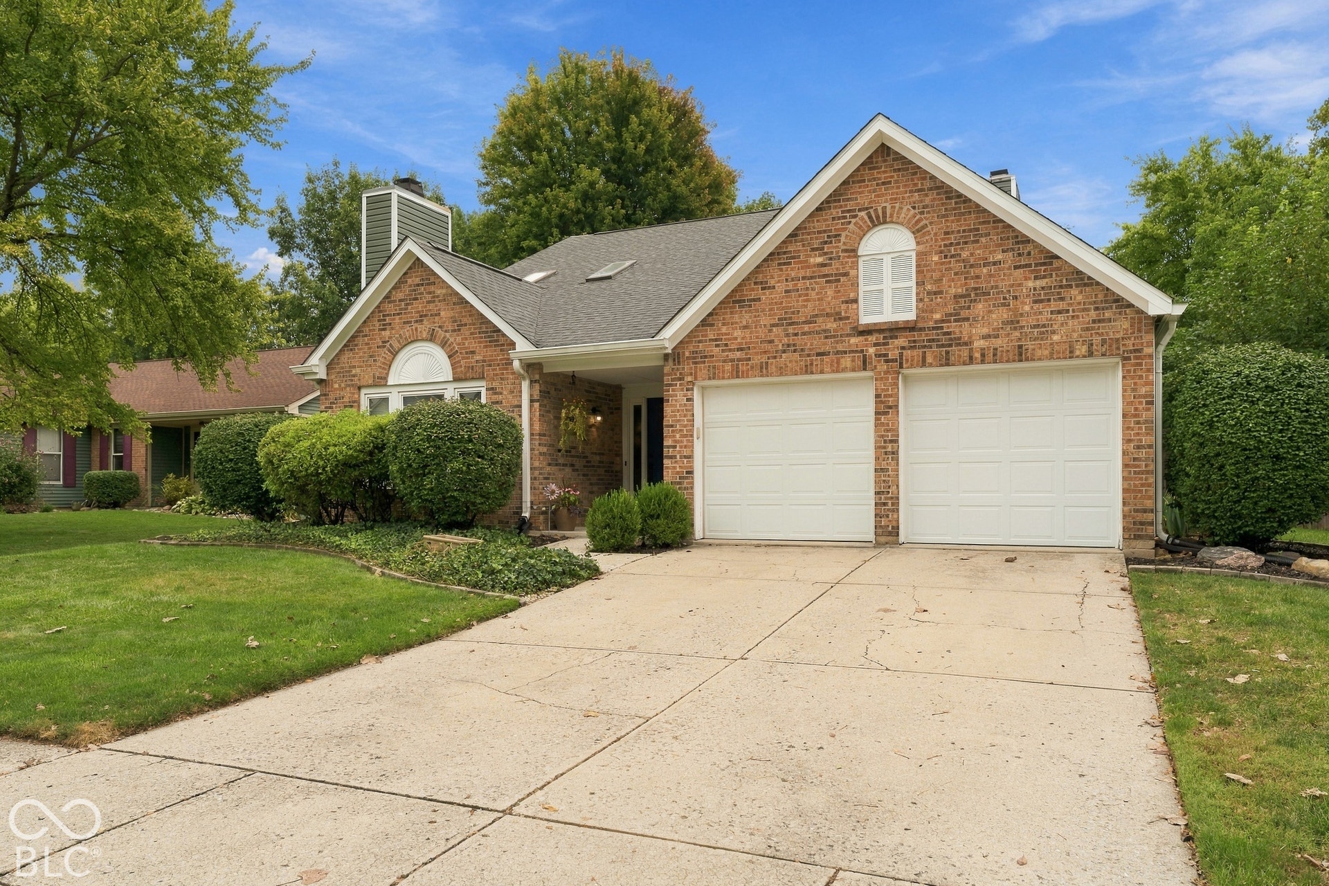 8219 Castle Ridge, Indianapolis, IN 46256