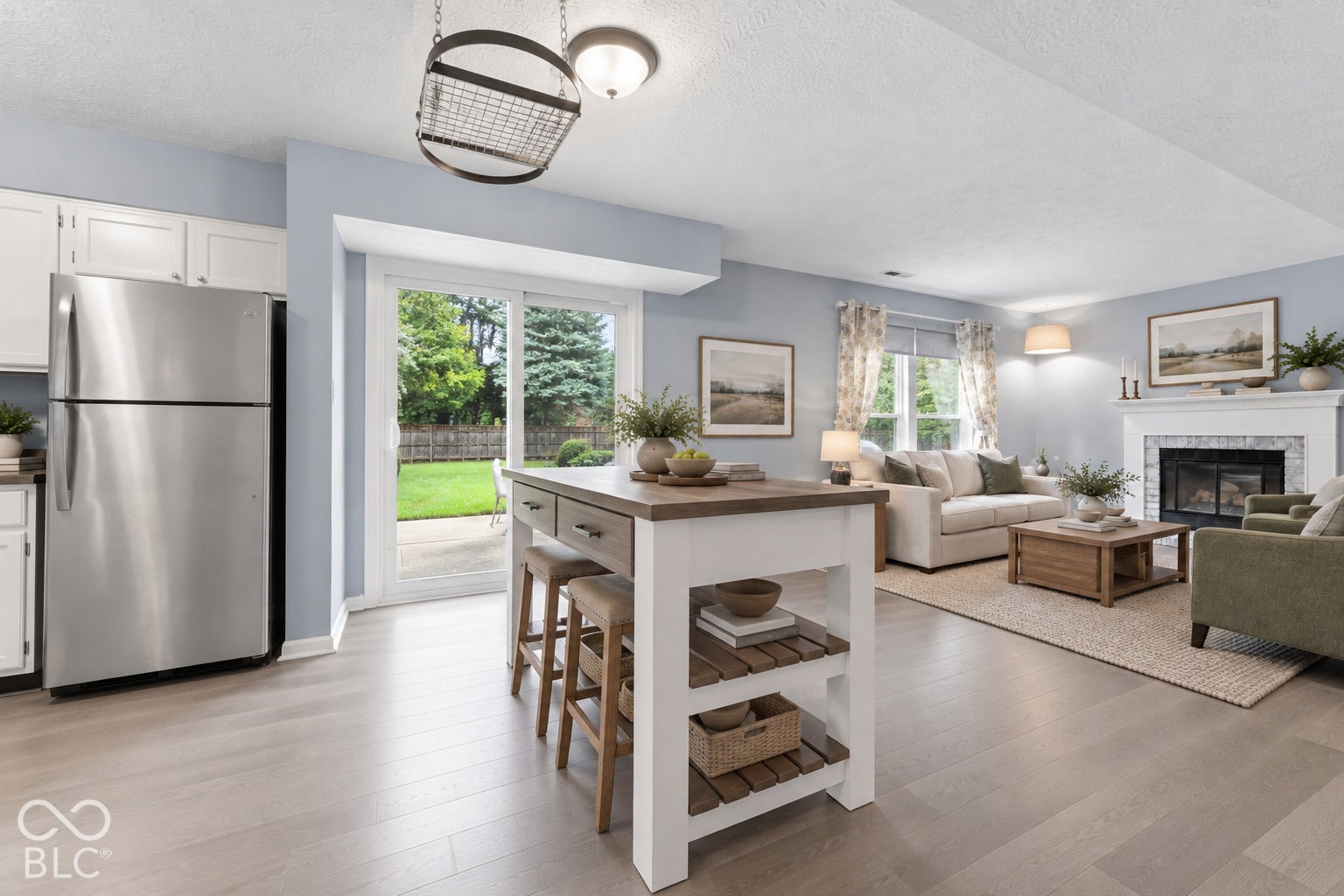 8219 Castle Ridge, Indianapolis, IN 46256