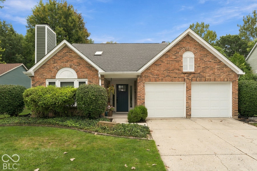 Property photo for 8219 Castle Ridge, Indianapolis, IN