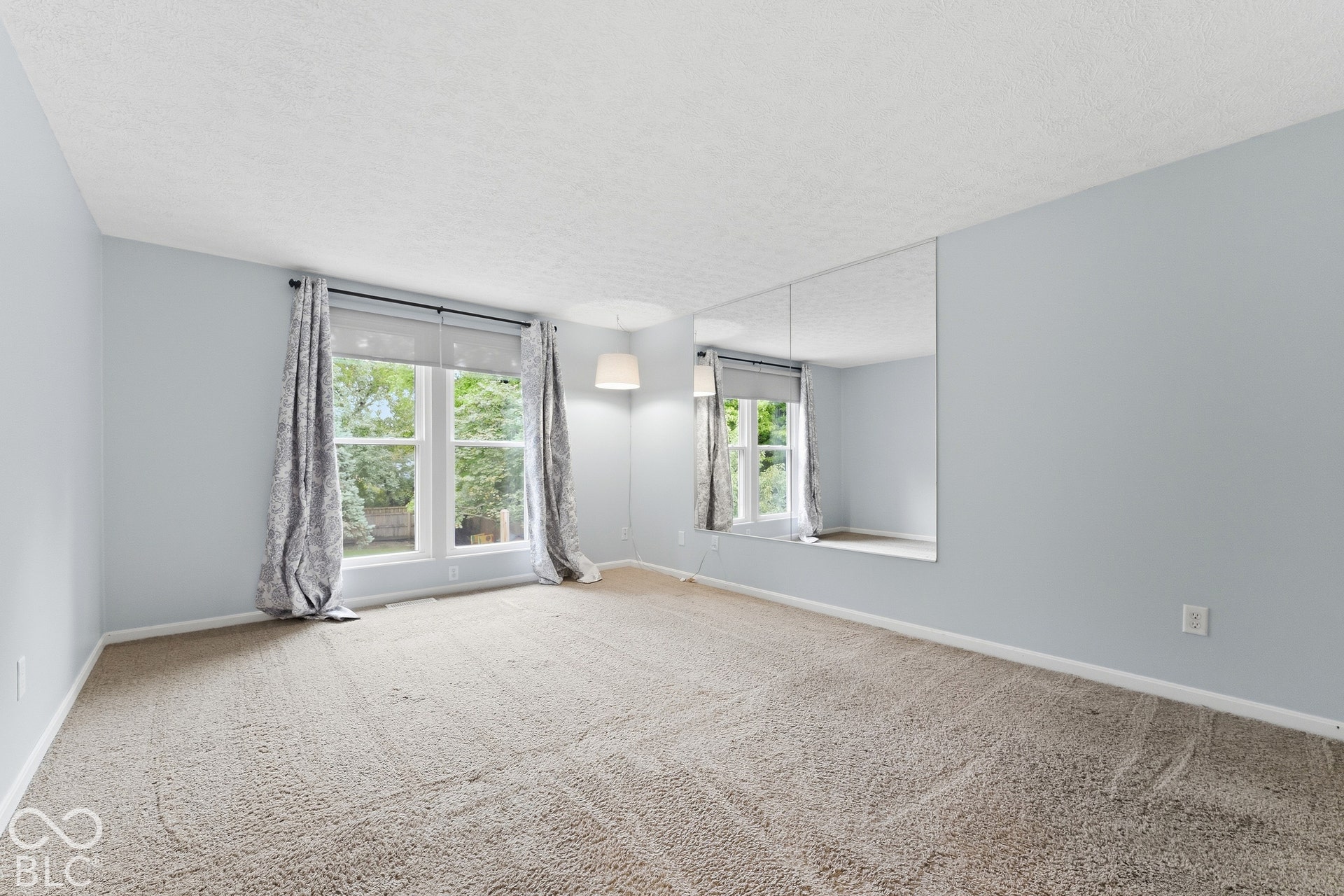 8219 Castle Ridge, Indianapolis, IN 46256
