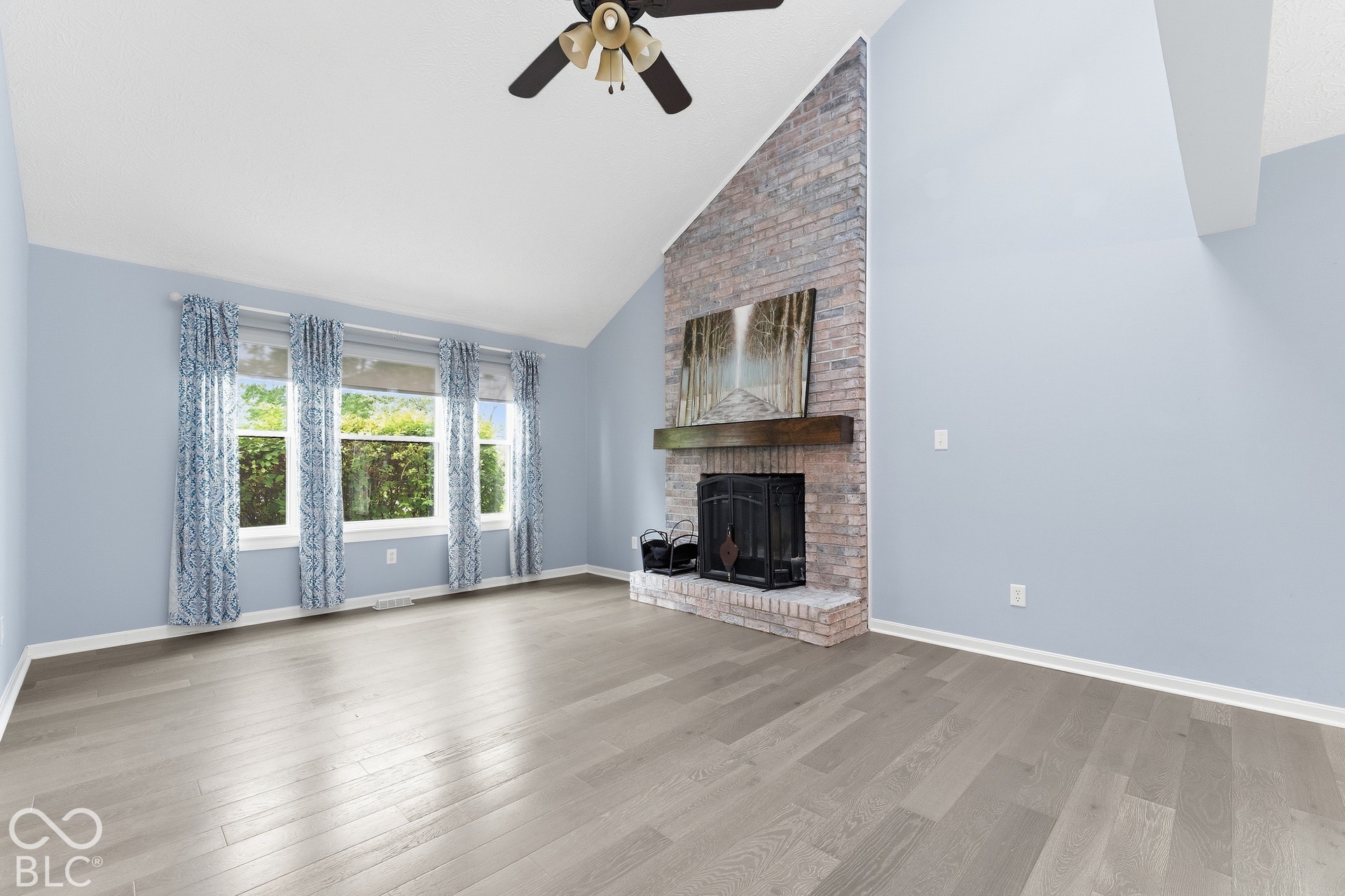 8219 Castle Ridge, Indianapolis, IN 46256