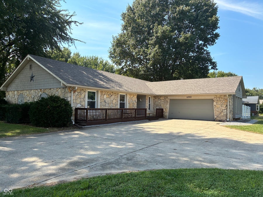 Property photo for 4003 W Fairview Road, Greenwood, IN
