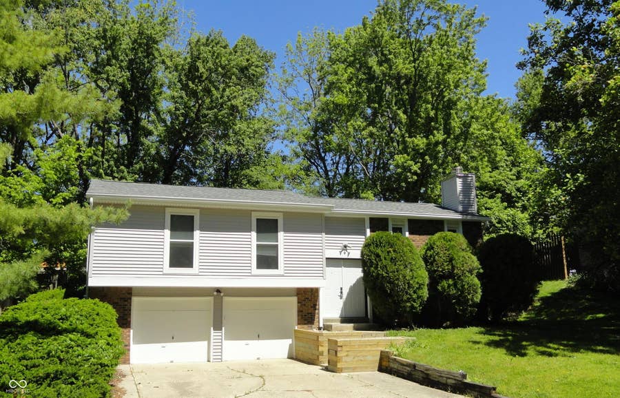 Property photo for 2306 Hawthorn Place, Noblesville, IN