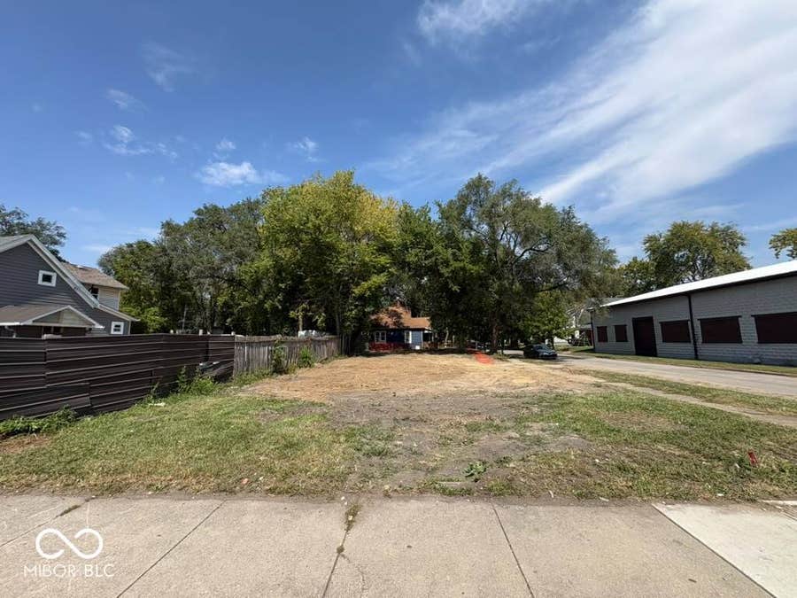 Property photo for 2850-2852 E New York Street, Indianapolis, IN