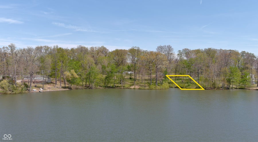 Property photo for 881 Country Squire Boulevard, North Vernon, IN