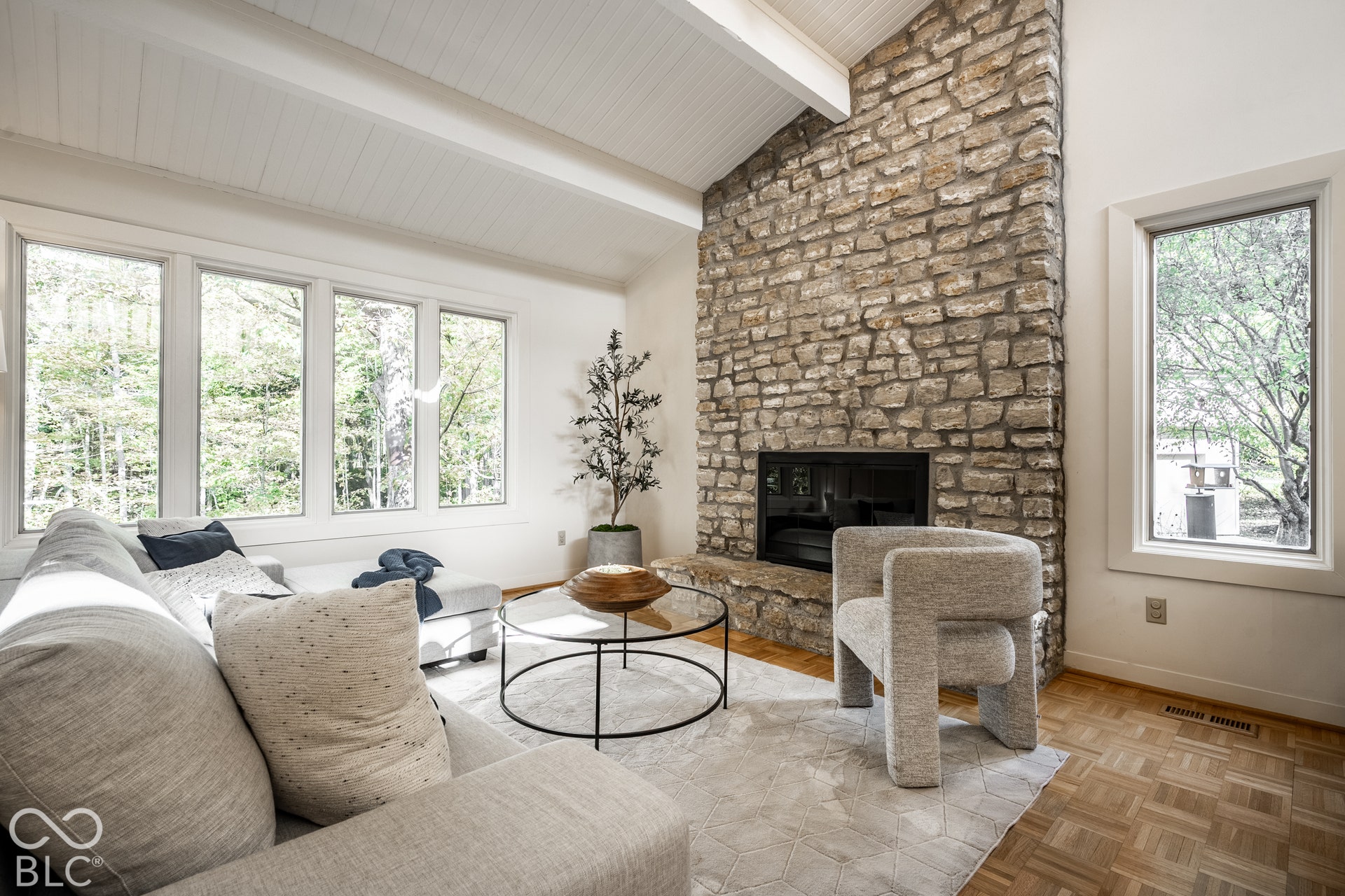 7702 Traders Cove Lane, Indianapolis, IN 46254