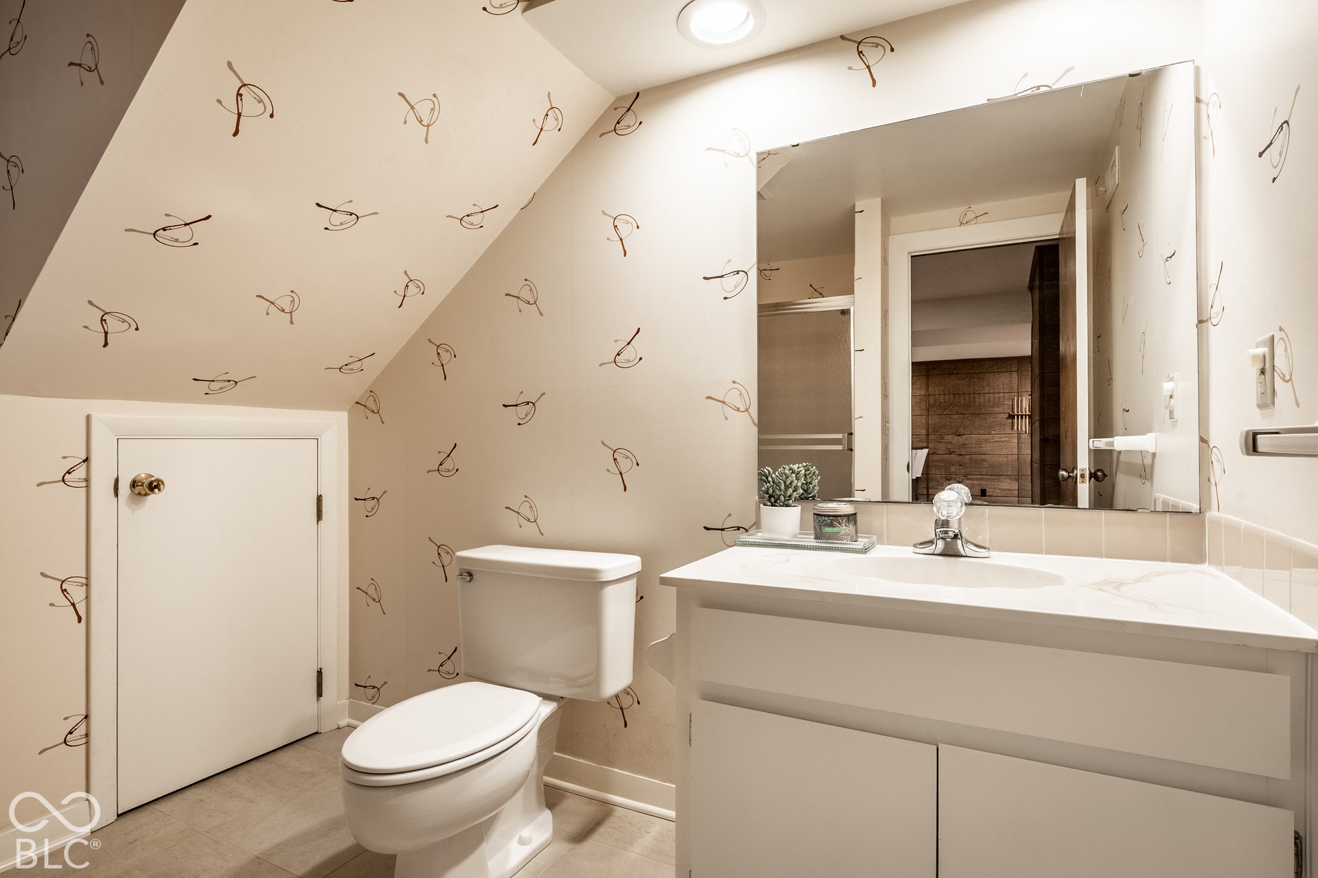7702 Traders Cove Lane, Indianapolis, IN 46254