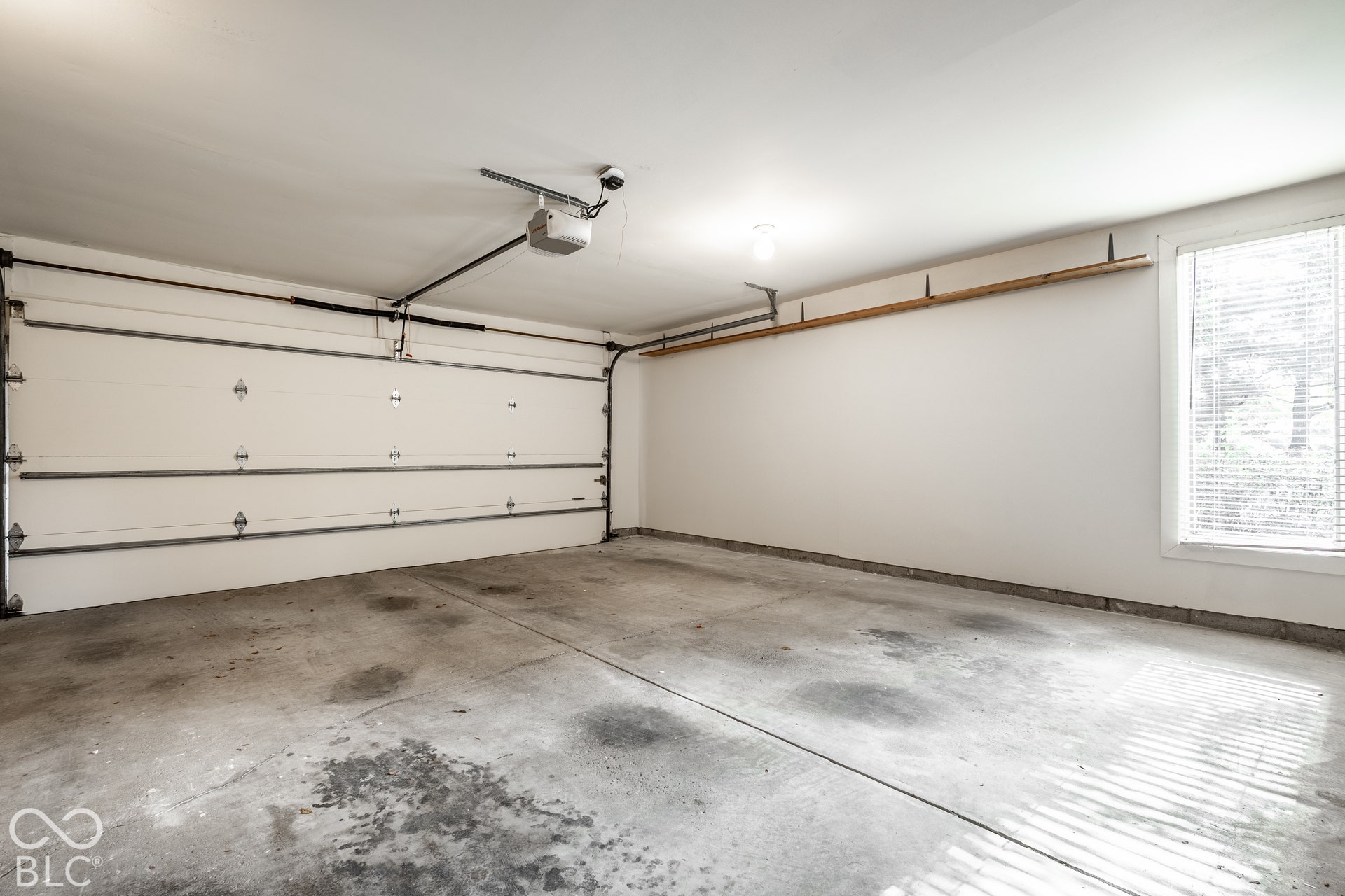 7702 Traders Cove Lane, Indianapolis, IN 46254