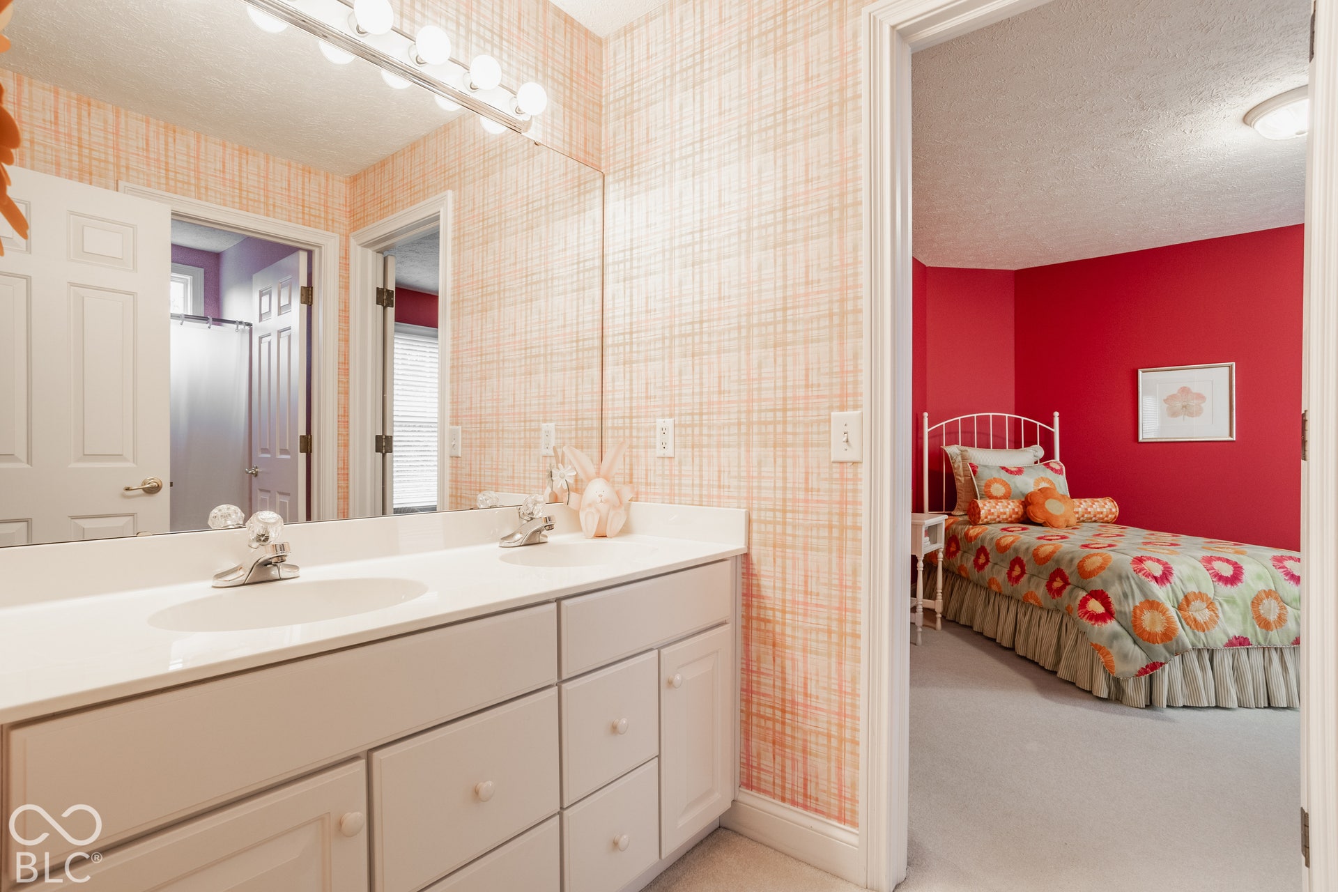 Bath with Double Vanities