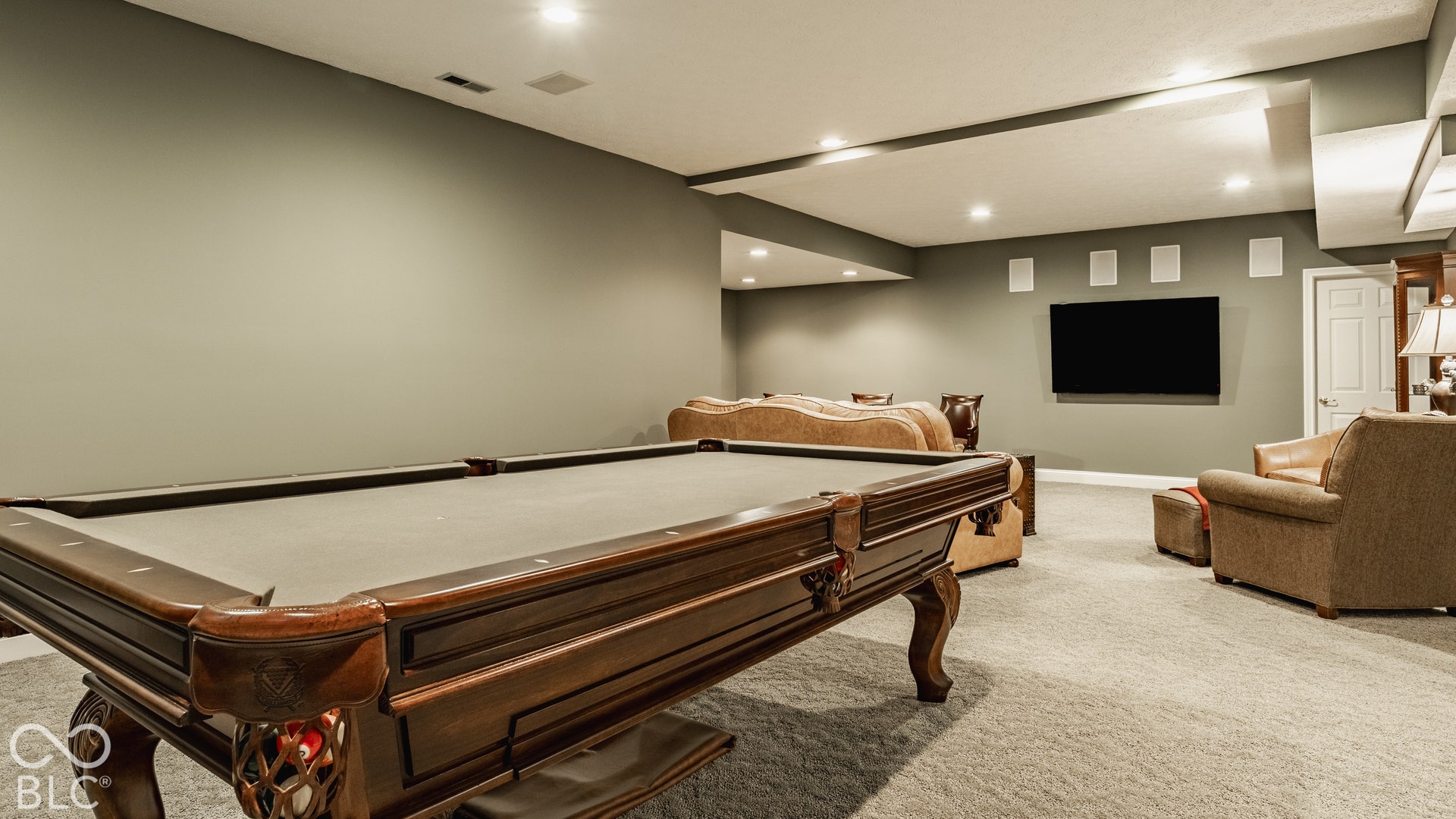 Space for Play & Entertaining