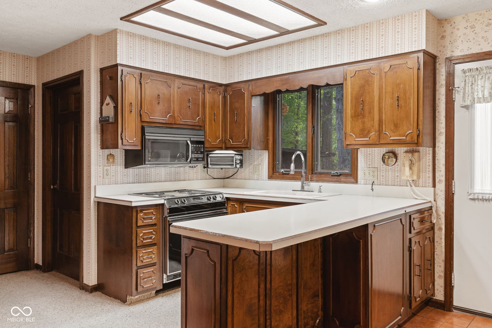 32 Al Mar Court, Bargersville, IN 46106