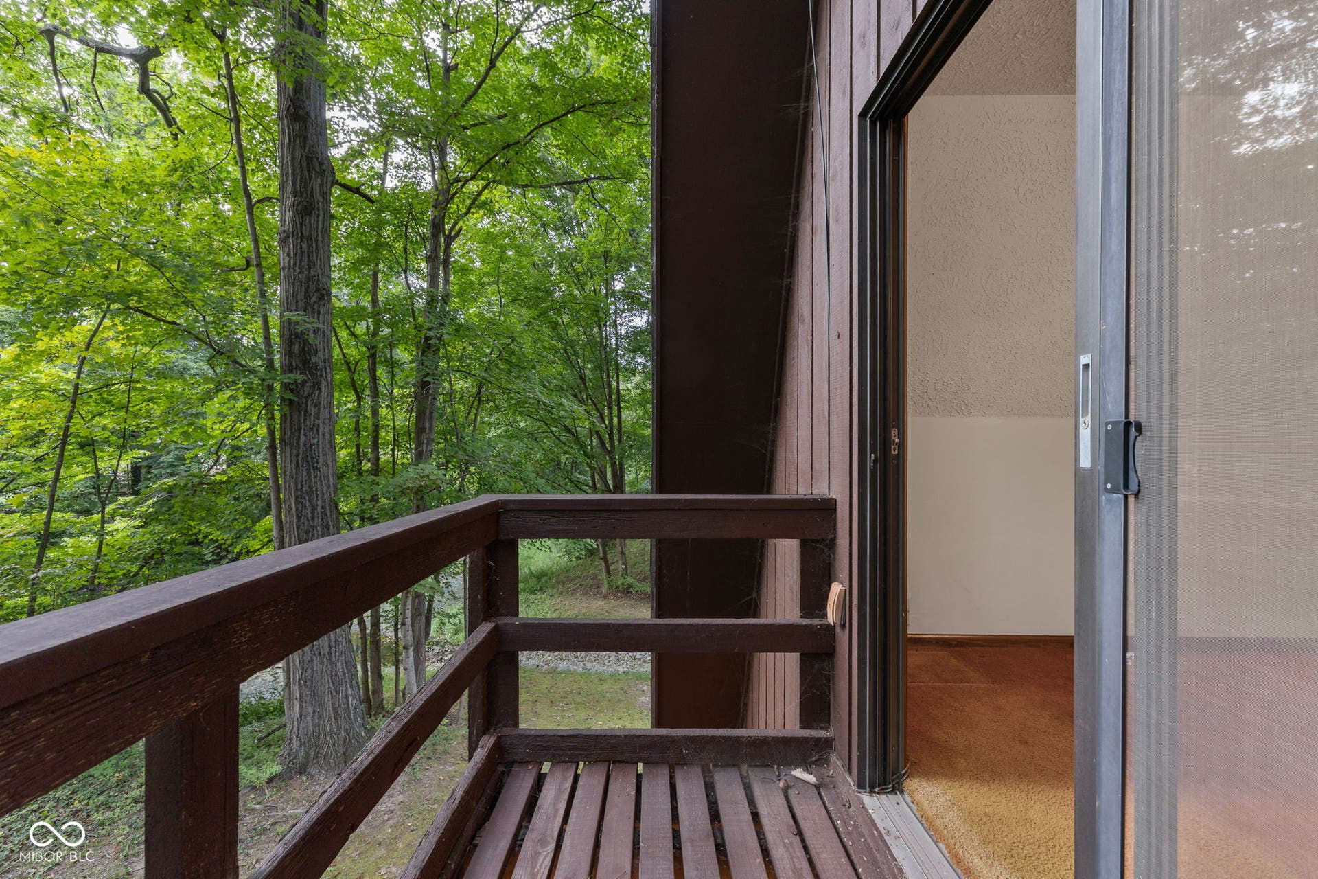 32 Al Mar Court, Bargersville, IN 46106