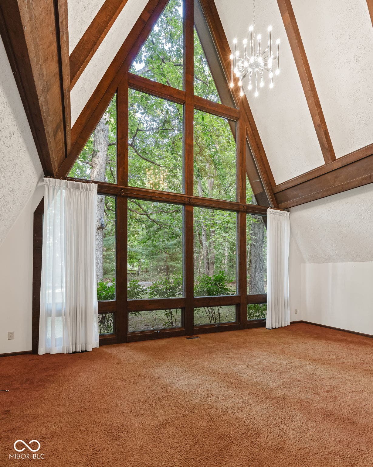 32 Al Mar Court, Bargersville, IN 46106